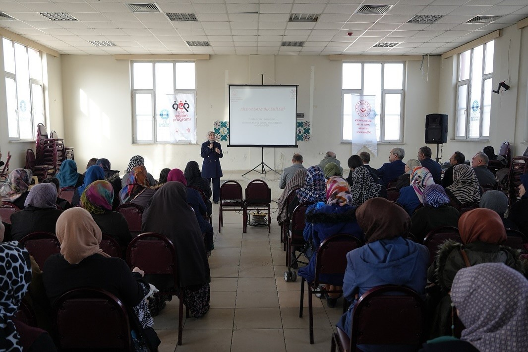 Mahallede Aile Atölyesi Projesi ilgi görüyor