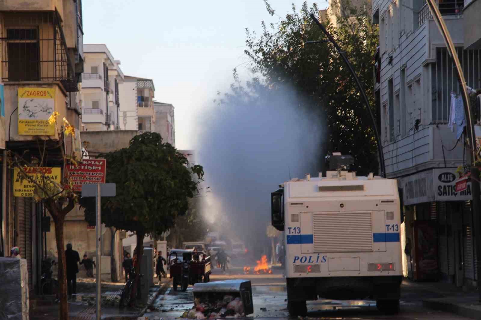 Batman’da izinsiz gösteride polise taş ve molotof atan 5 kişi tutuklandı
