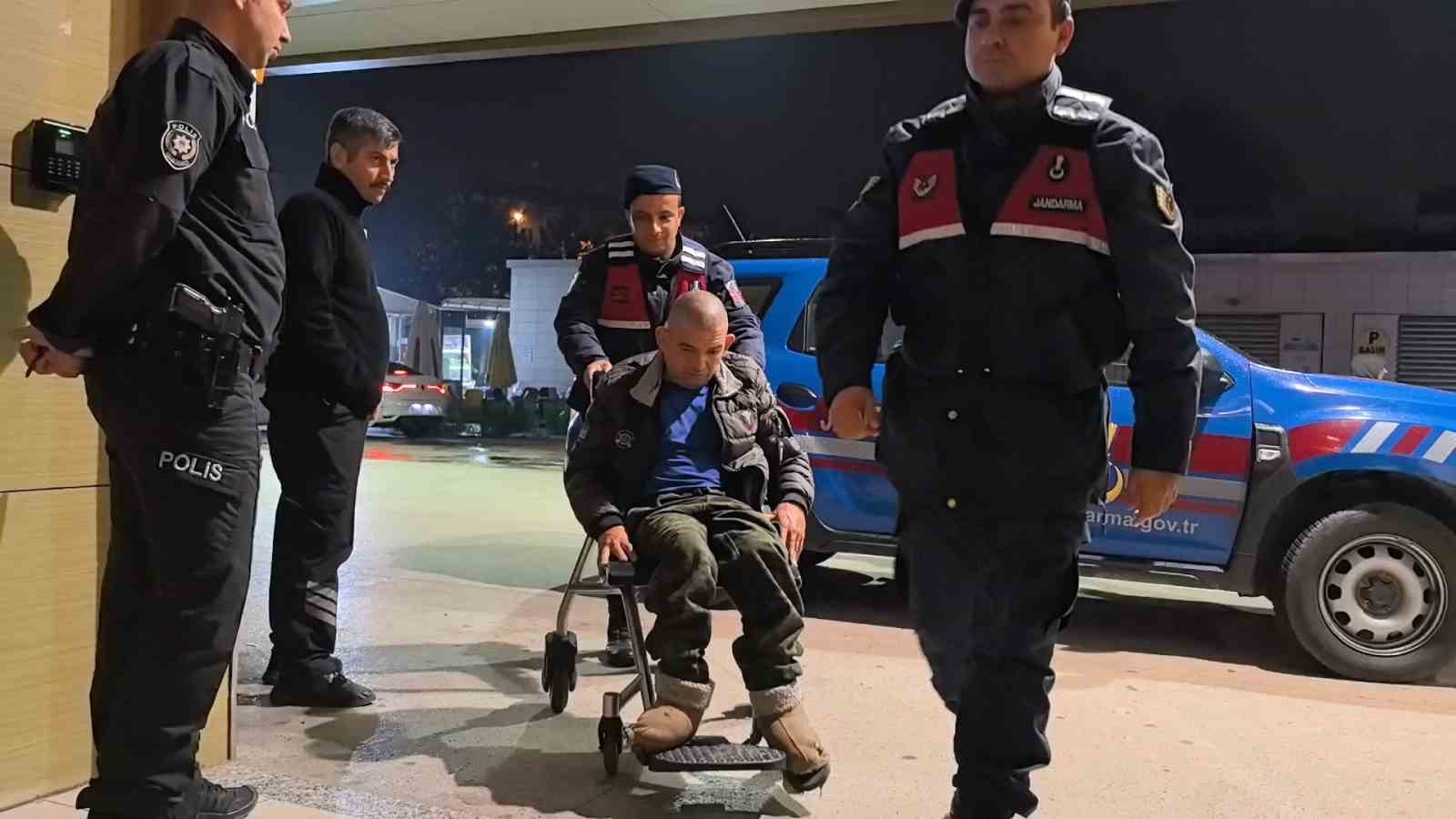 4 yıl &ouml;nce gen&ccedil; kıza s&ouml;zl&uuml; tacizde bulunan şahıs tutuklandı
