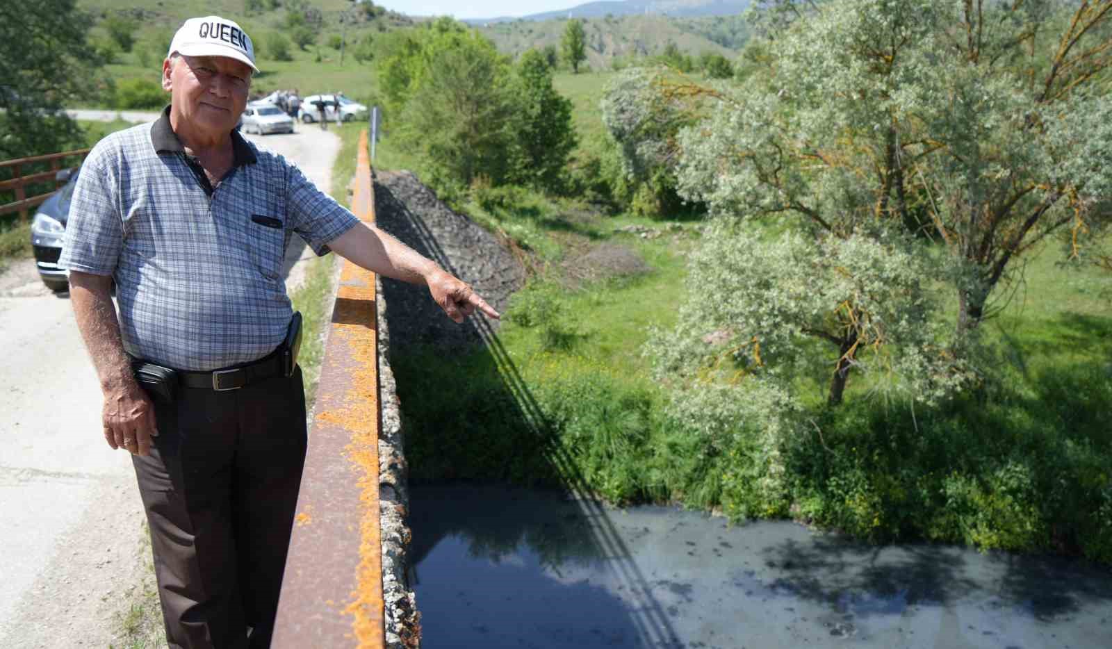 Ölüm akan derede kirlilik sürüyor: “İmdat zehirleniyoruz”
