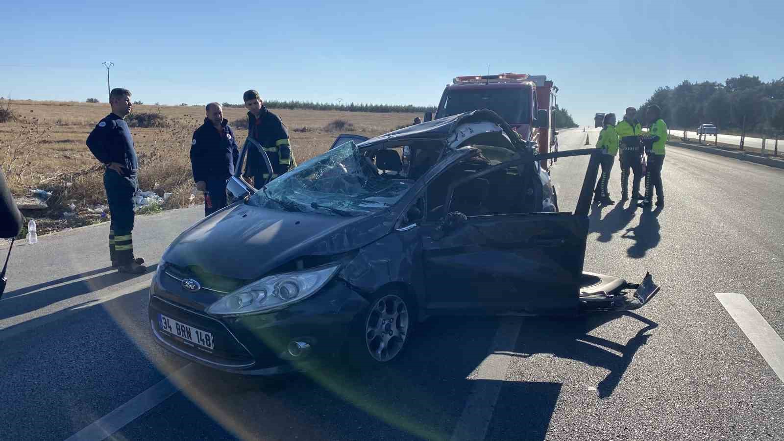 Çanakkale’de trafik kazasında hayatını kaybeden kadın toprağa verildi