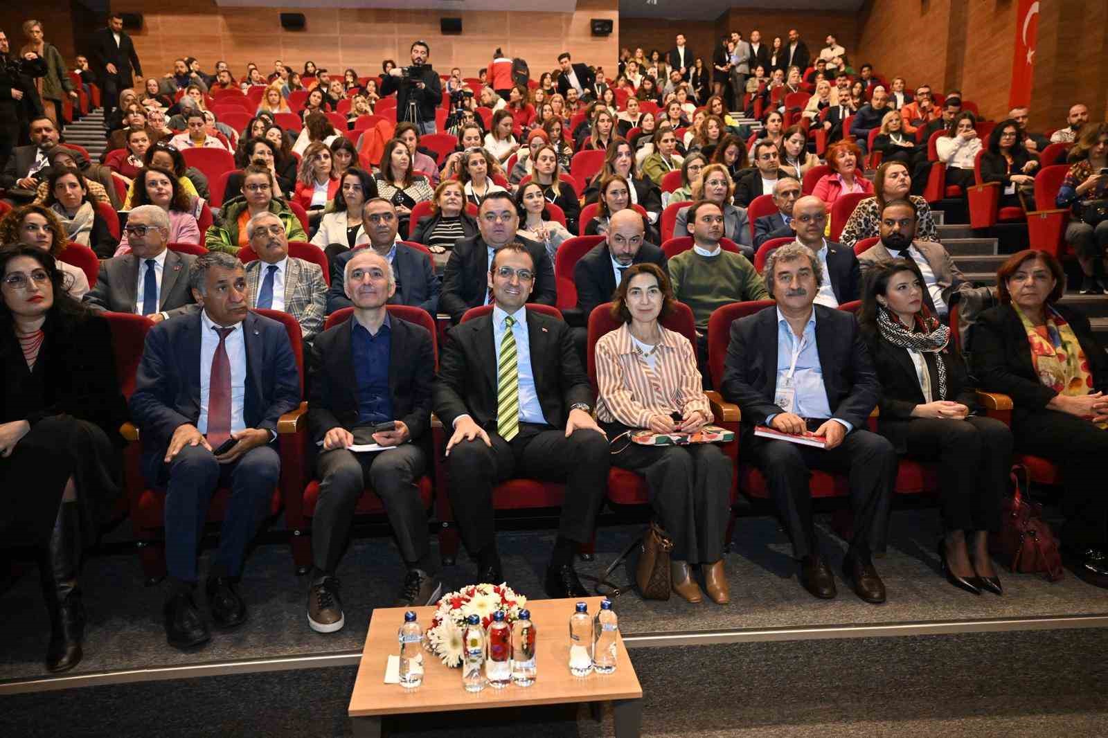 Şişli Belediyesi tarafından “Çocukların güvende olduğu bir kent için ortak akıl çalıştayı” gerçekleşti