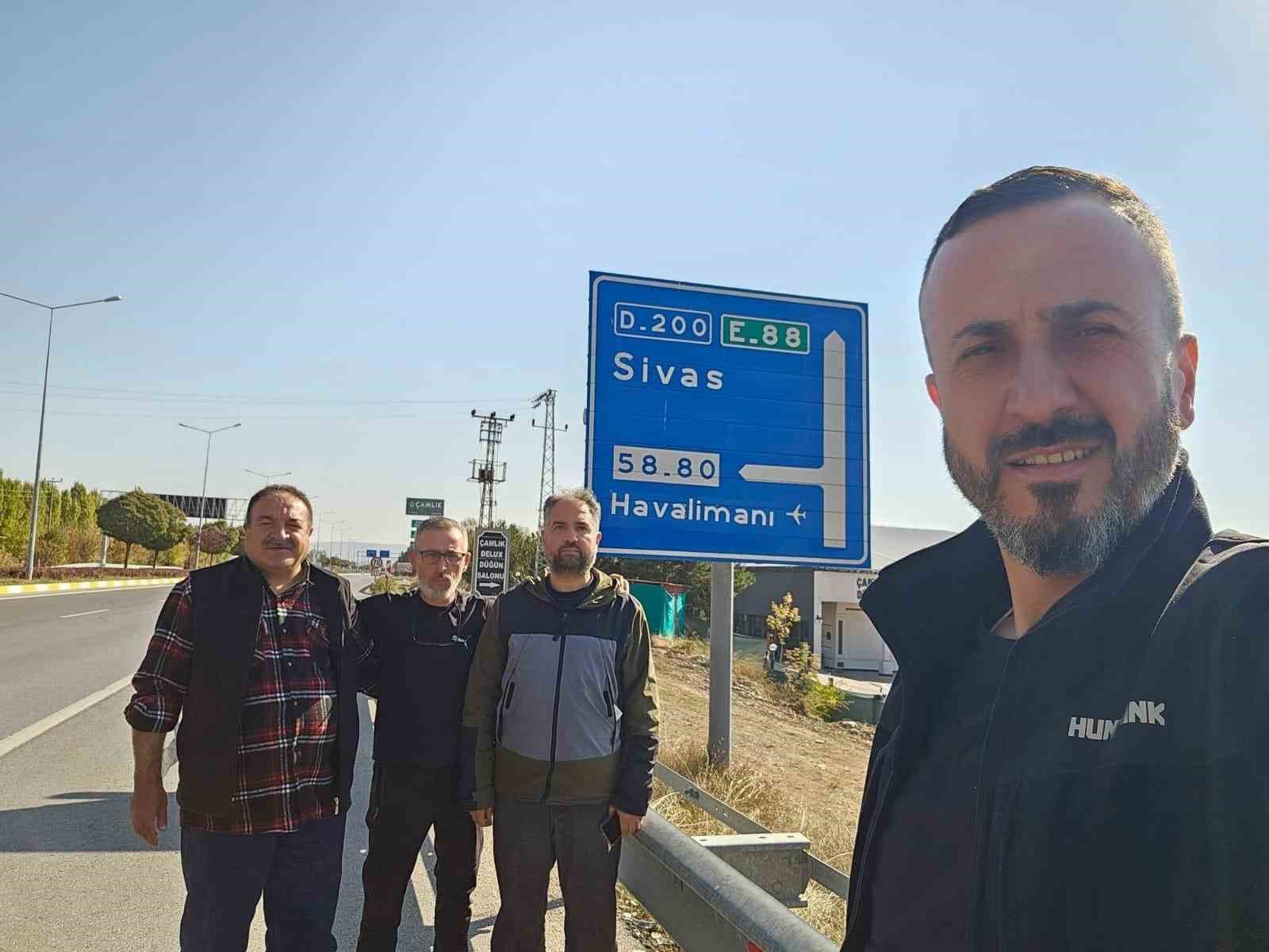 K&uuml;tahyalı avcılar Sivas&rsquo;ta nesli tehlike altındaki vaşağı g&ouml;r&uuml;nt&uuml;ledi
