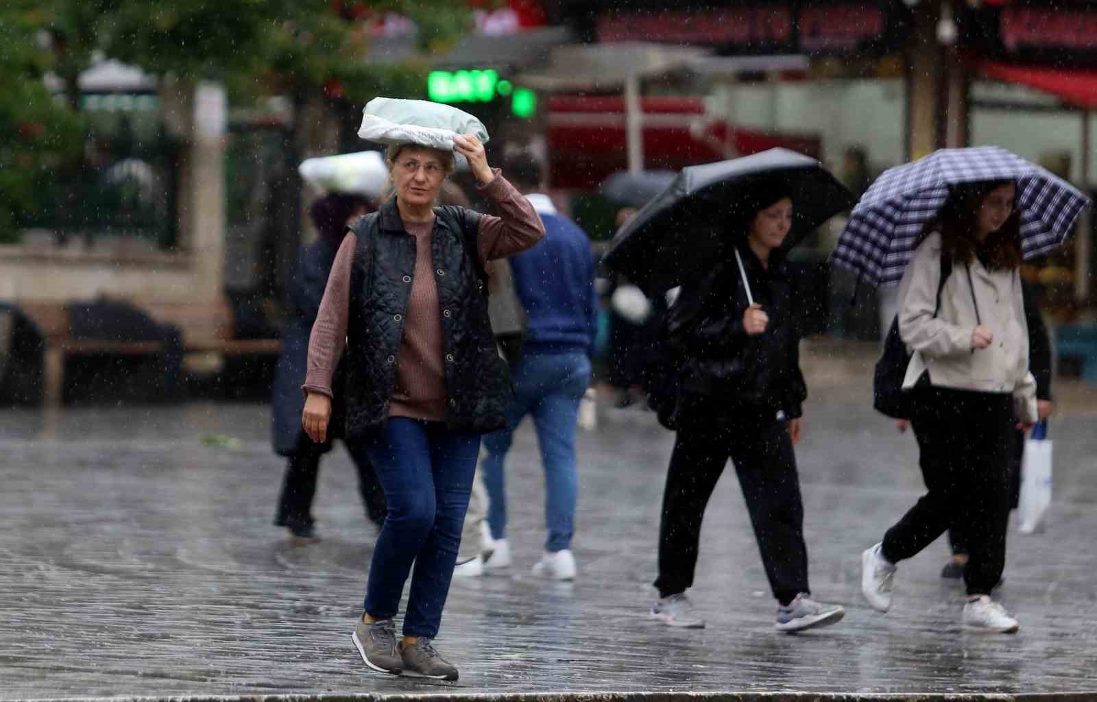 Bursa Valiliği’nden fırtına uyarısı