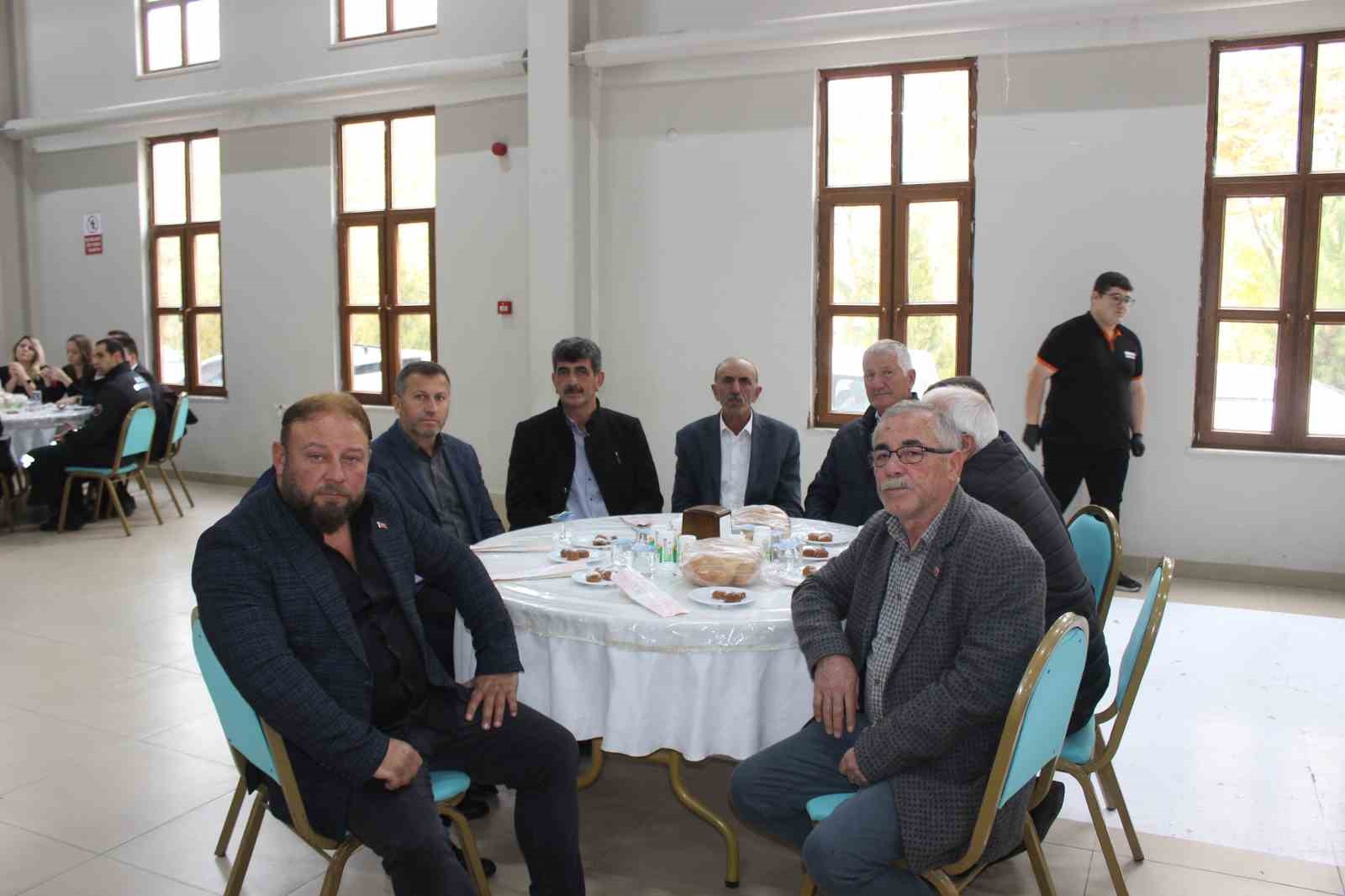 Kaymakam Ünal’a veda yemeği düzenlendi