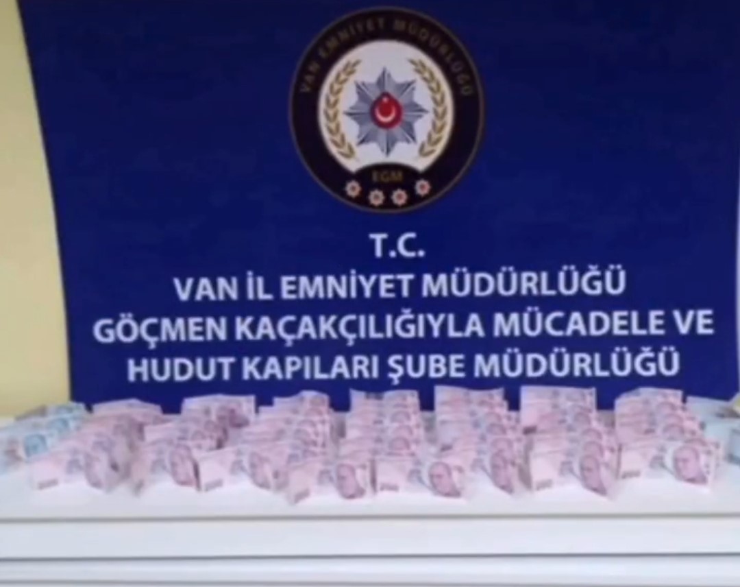 Van&rsquo;da ka&ccedil;ak g&ouml;&ccedil;men operasyonları
