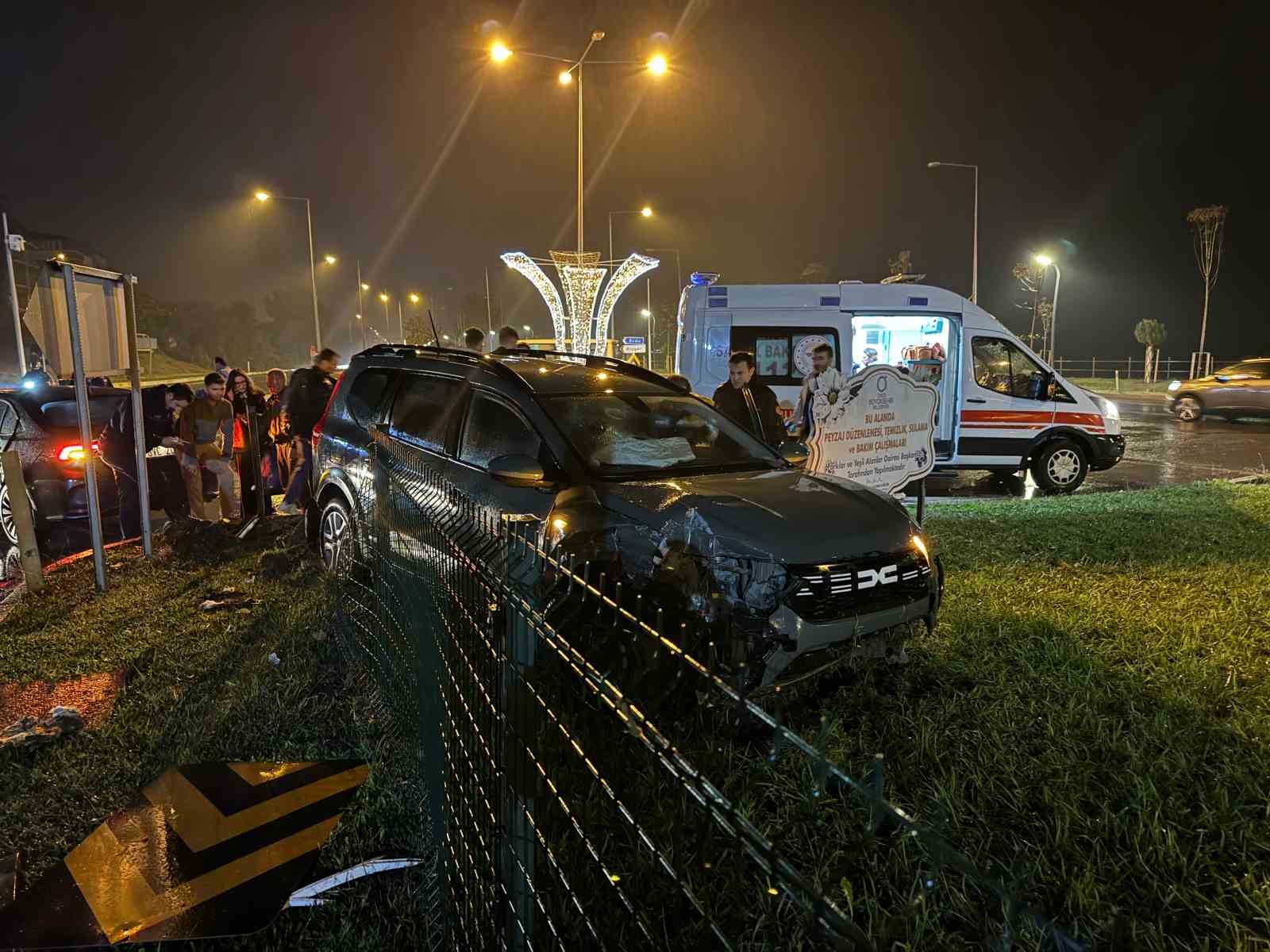 Ordu’da iki otomobil çarpıştı: 5 yaralı
