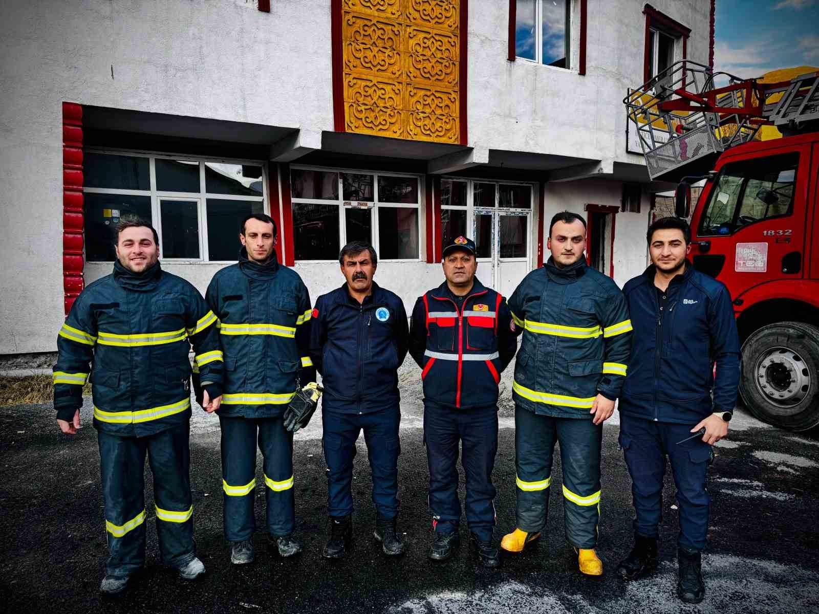 Hakkari’de Kuran kursunda yangın tatbikatı
