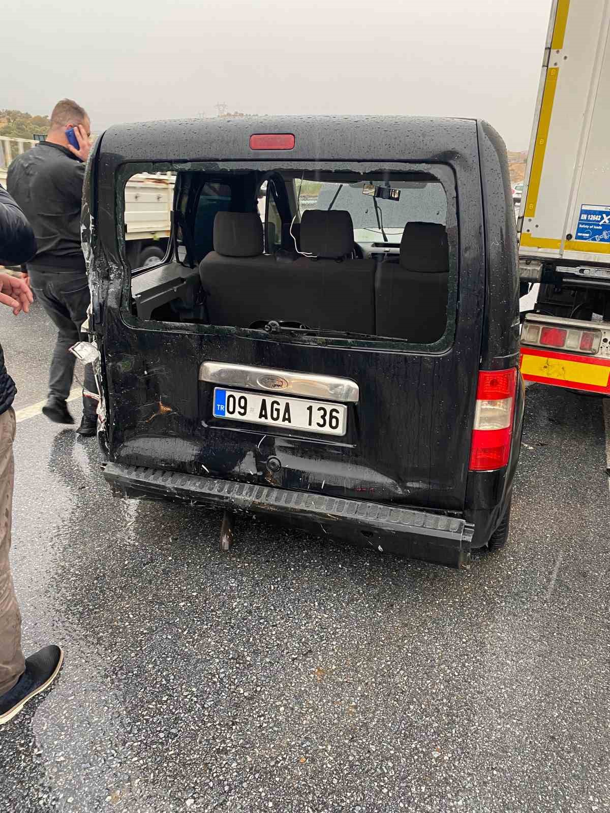 Aydın-Muğla karayolunda zincirleme kaza: 5 yaralı