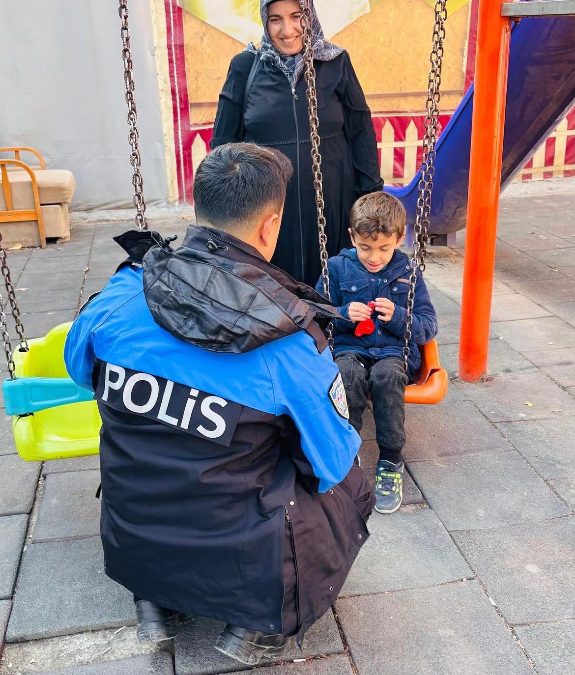 Kahta Emniyet M&uuml;d&uuml;rl&uuml;ğ&uuml;&rsquo;nden bilgilendirme faaliyeti
