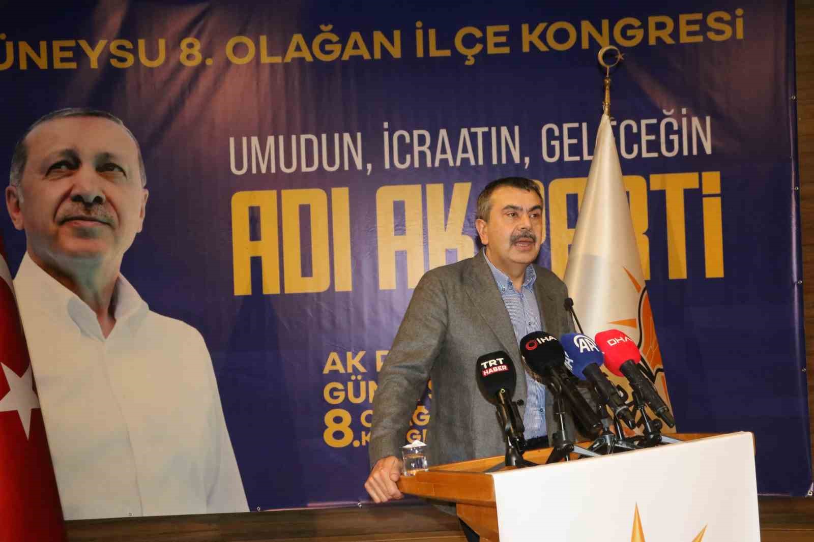 Milli Eğitim Bakanı Yusuf Tekin: “CHP’nin mevcut yönetimi kendi tarihleriyle ilgili hiçbir şey bilmiyorlar ya da inkar ediyorlar”
