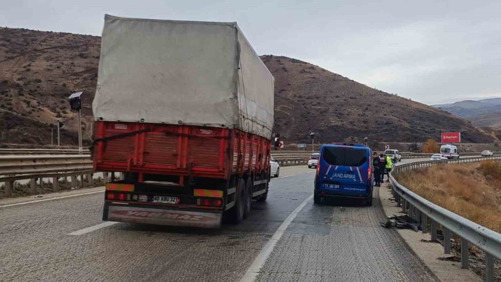 Kırıkkale’de iki otomobil çarpıştı: 1 yaralı
