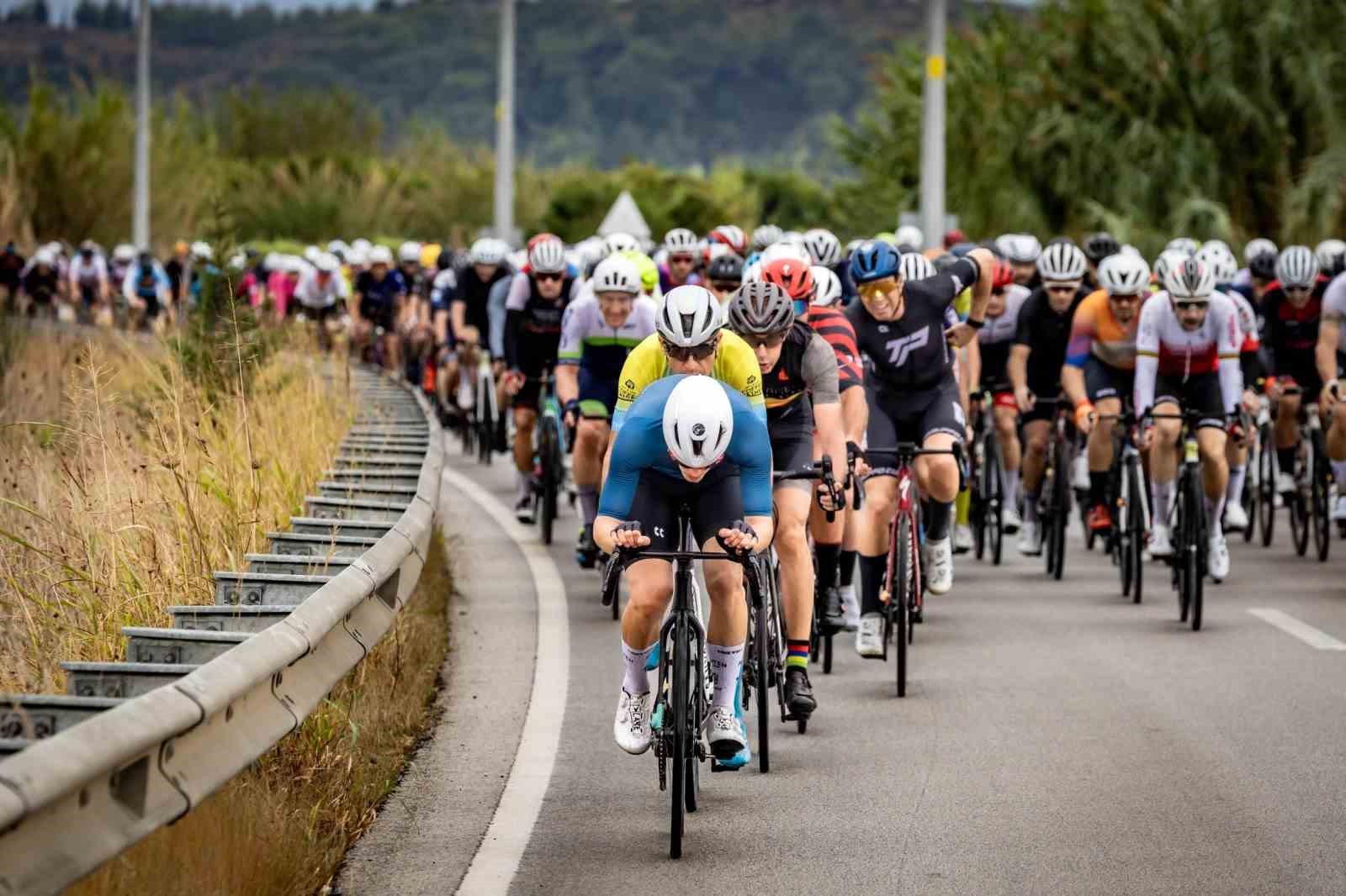 UCI Nirvana Gran Fondo World Series Antalya sınırları zorladı