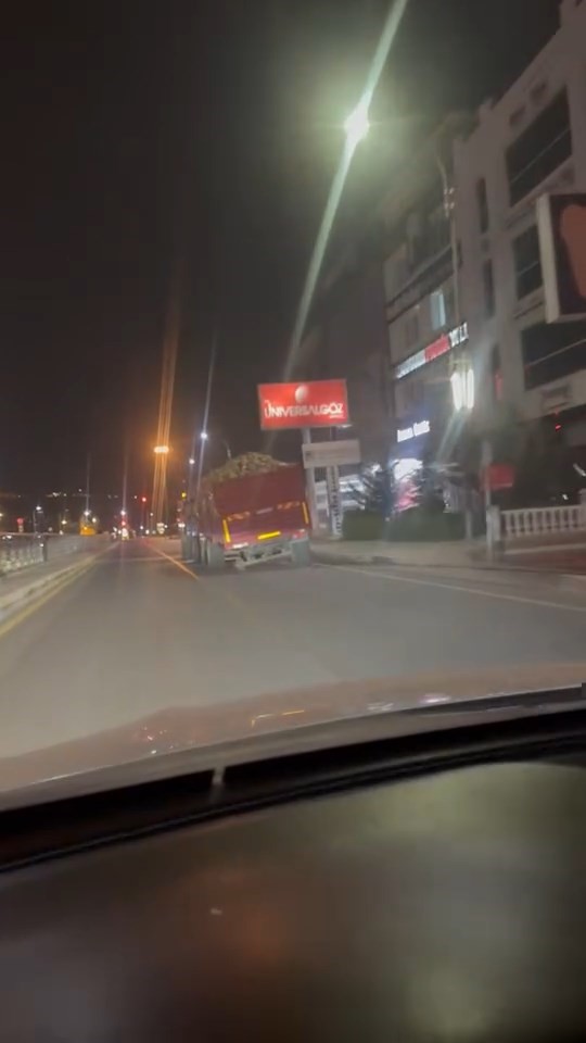 R&ouml;morktan &ccedil;ıkan tekerlek, metrelerce yol gitti
