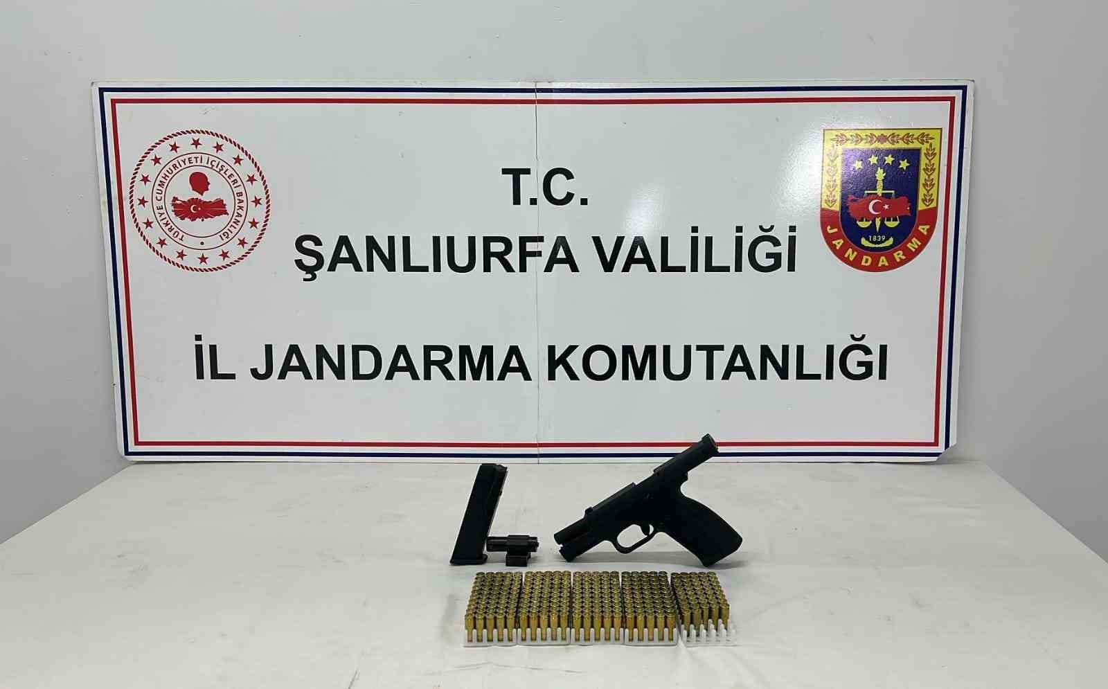 Şanlıurfa’da silah kaçakçılığı operasyonu: 8 gözaltı