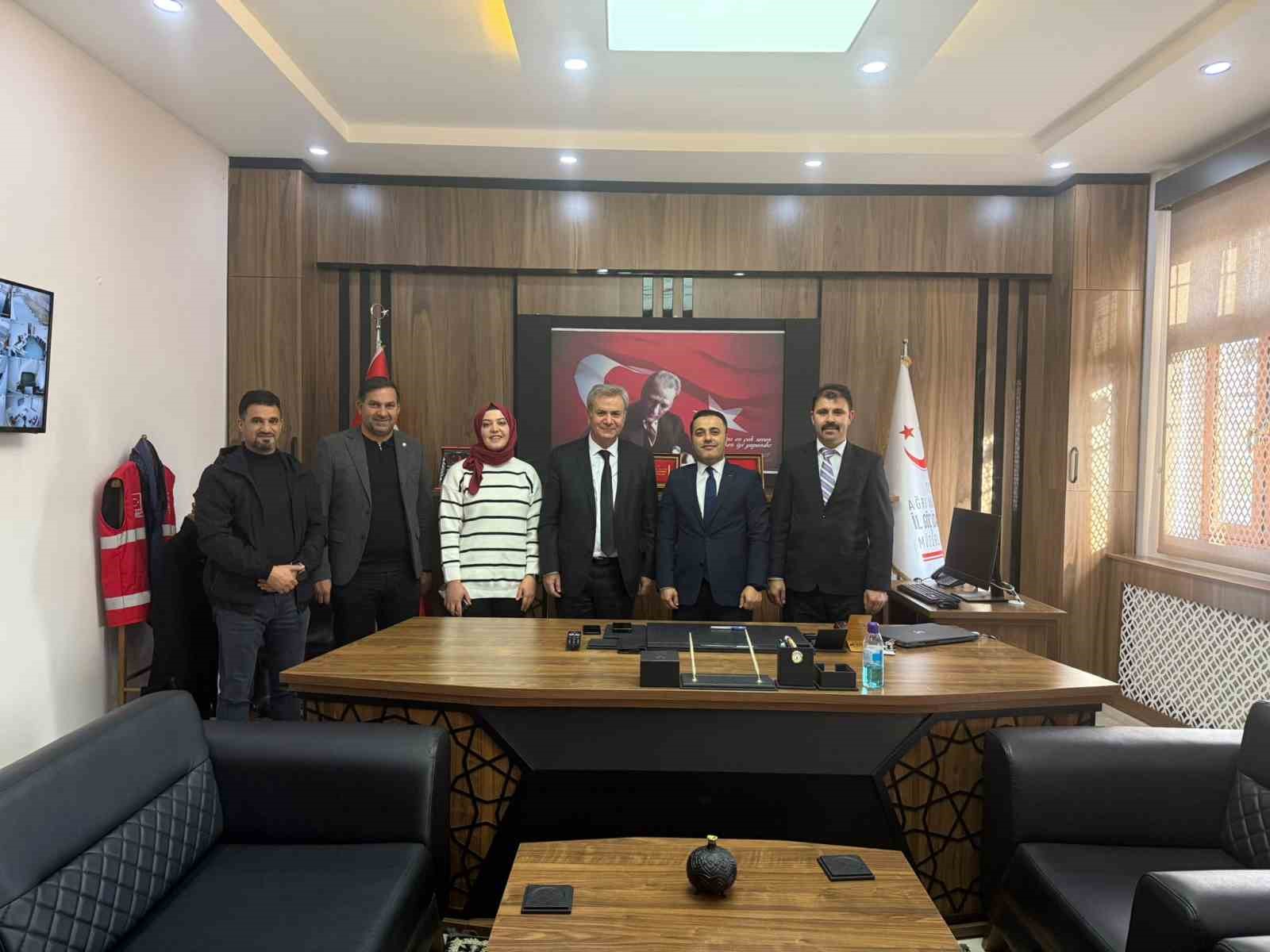 HAK-SEN Genel Başkanı Ayhan &Ccedil;ivi Ağrı&rsquo;da ziyaretlerde bulundu
