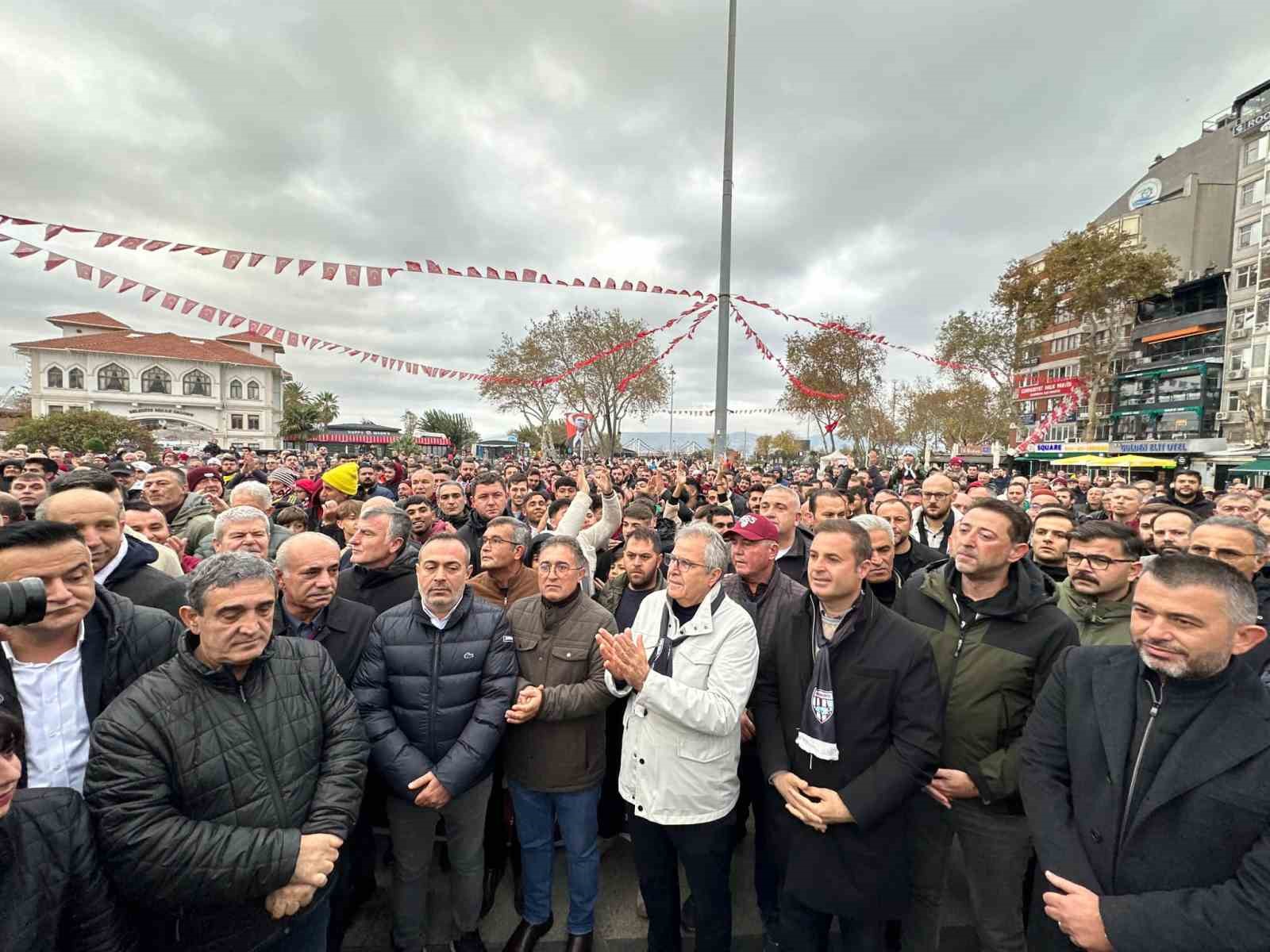 Bandırma halkı stat için ayaklandı
