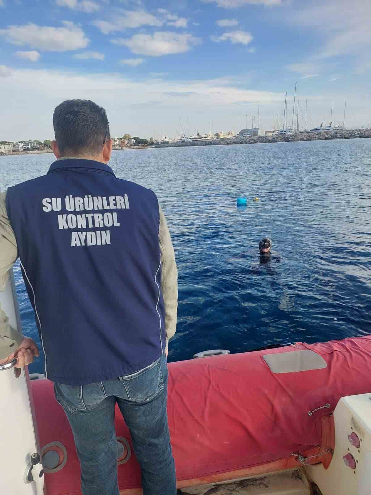 Didim’de balıkçı tekneleri denetlendi
