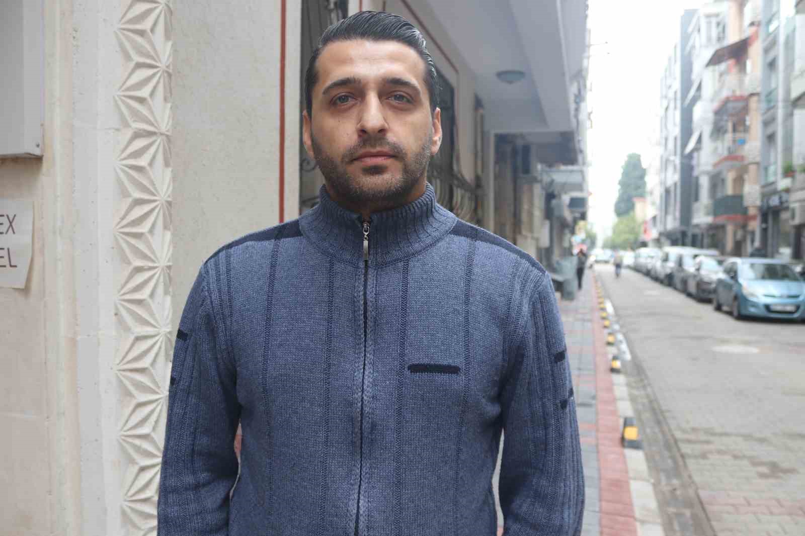 İzmir’de zehirlenmenin olduğu sokakta endişe sürüyor, bazı aileler evlerine yerleşmedi
