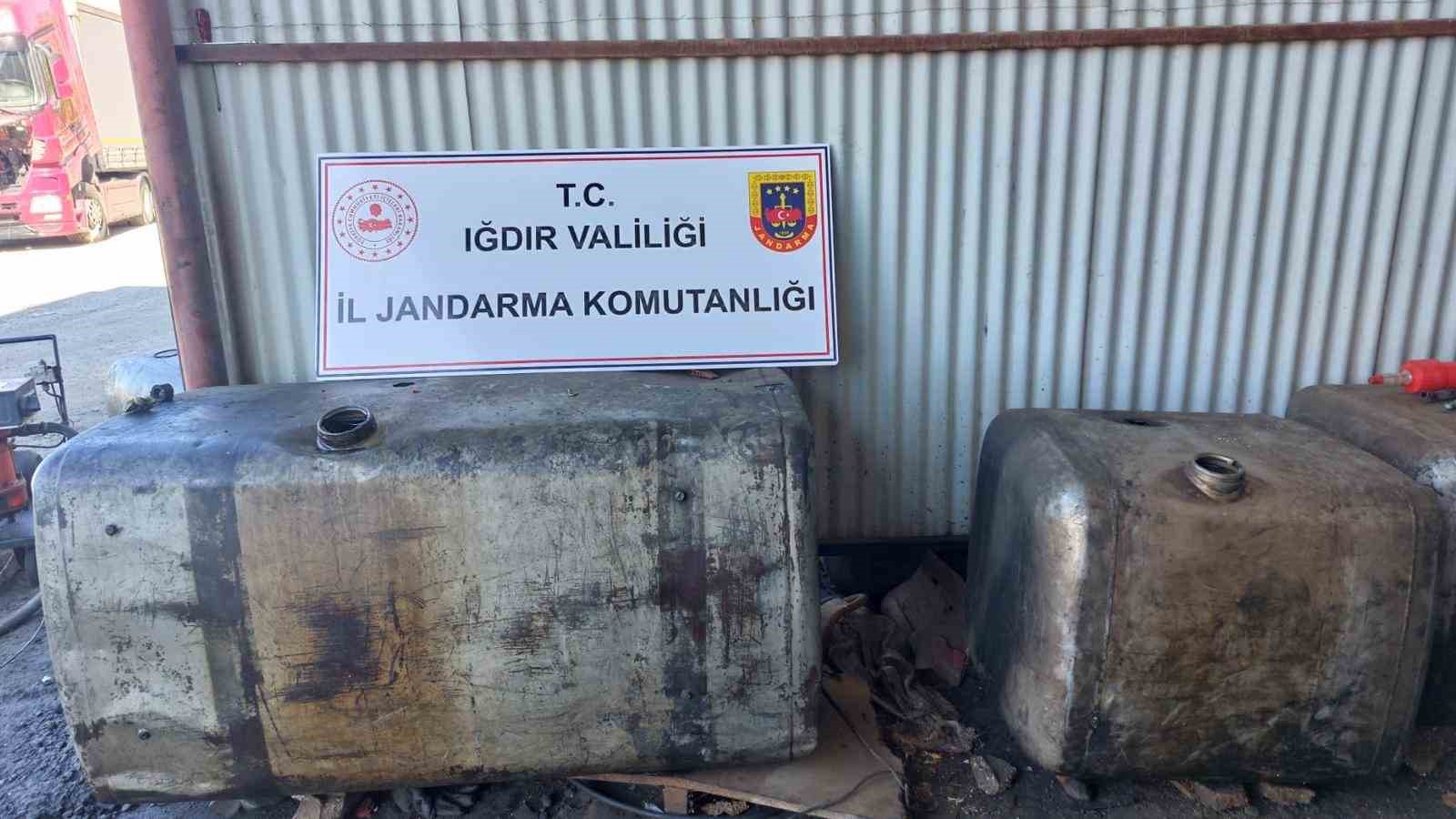 Iğdır İl Jandarma Komutanlığından kaçak akaryakıt operasyonu