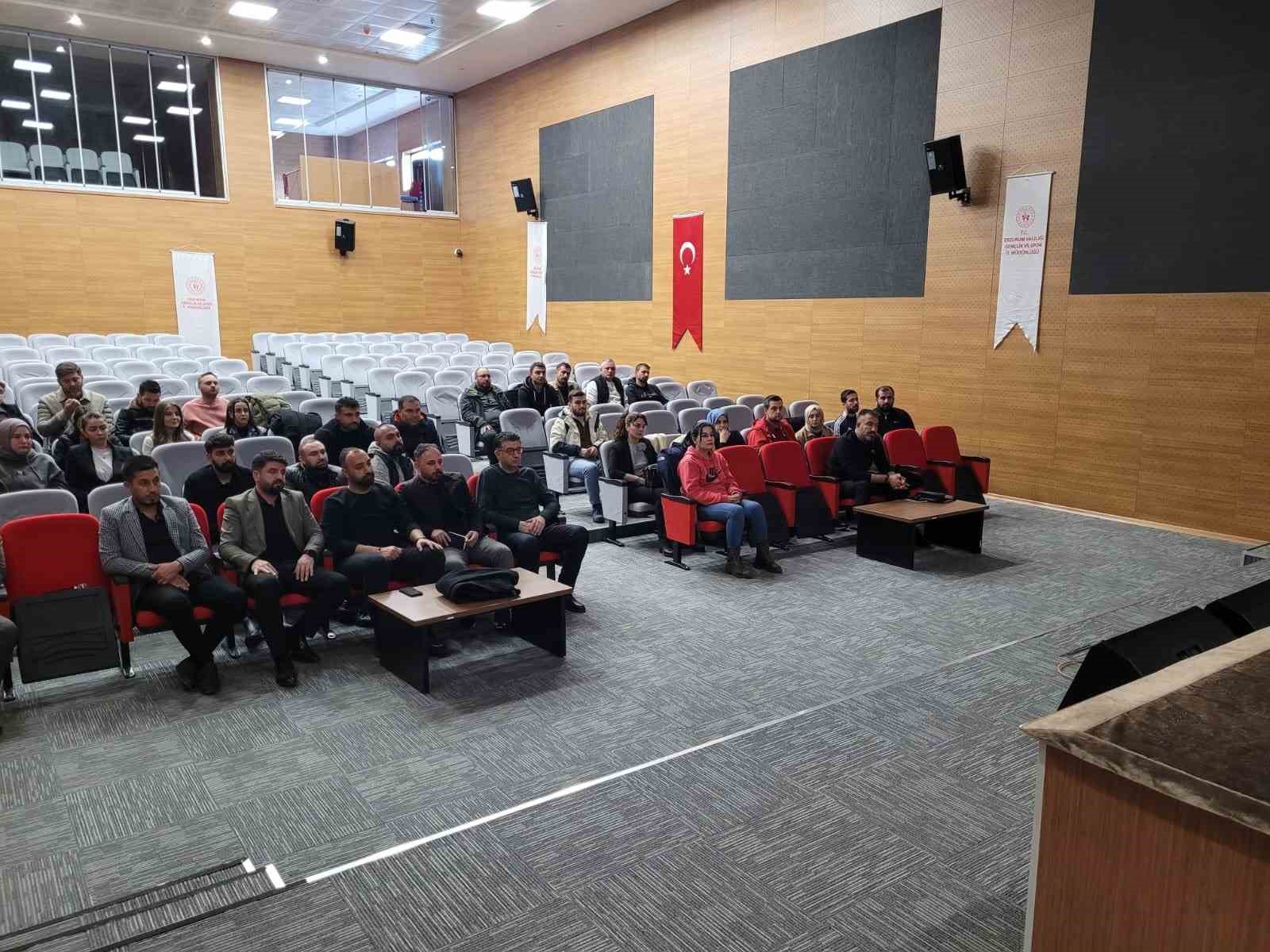 D&ouml;nmez; &ldquo;Spor uzmanları bizim kemik kadromuz&rdquo;
