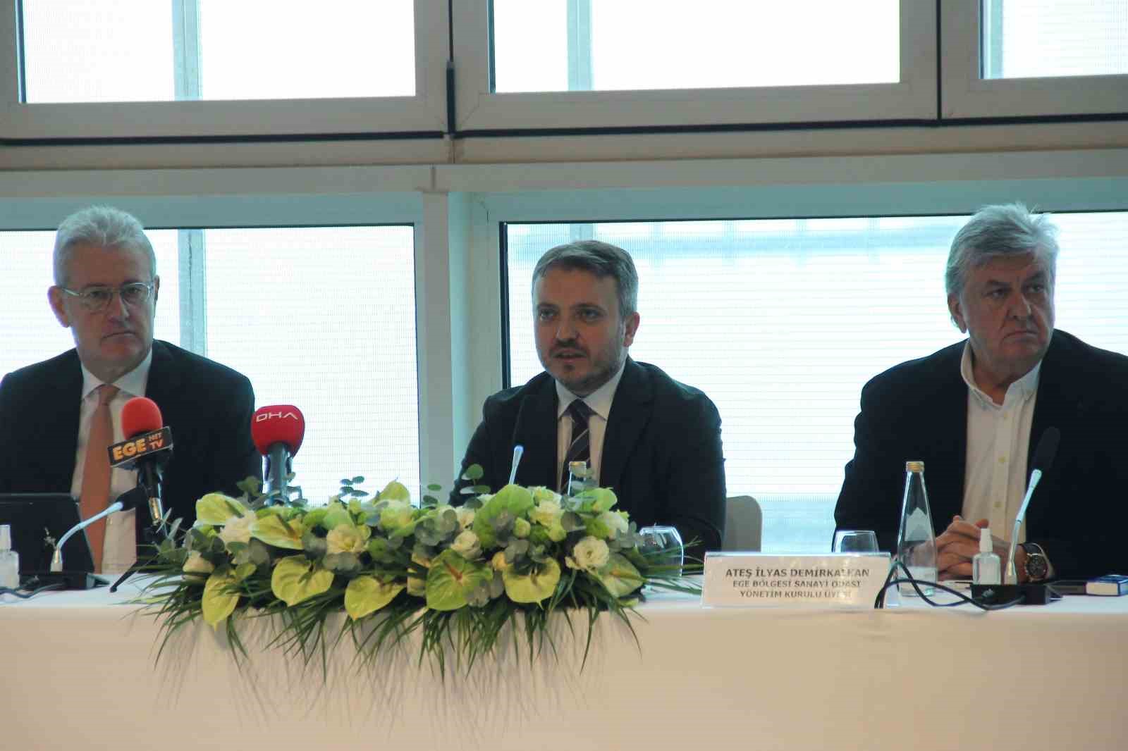 İzQ Dijital Deneyim Merkezi kapılarını a&ccedil;tı
