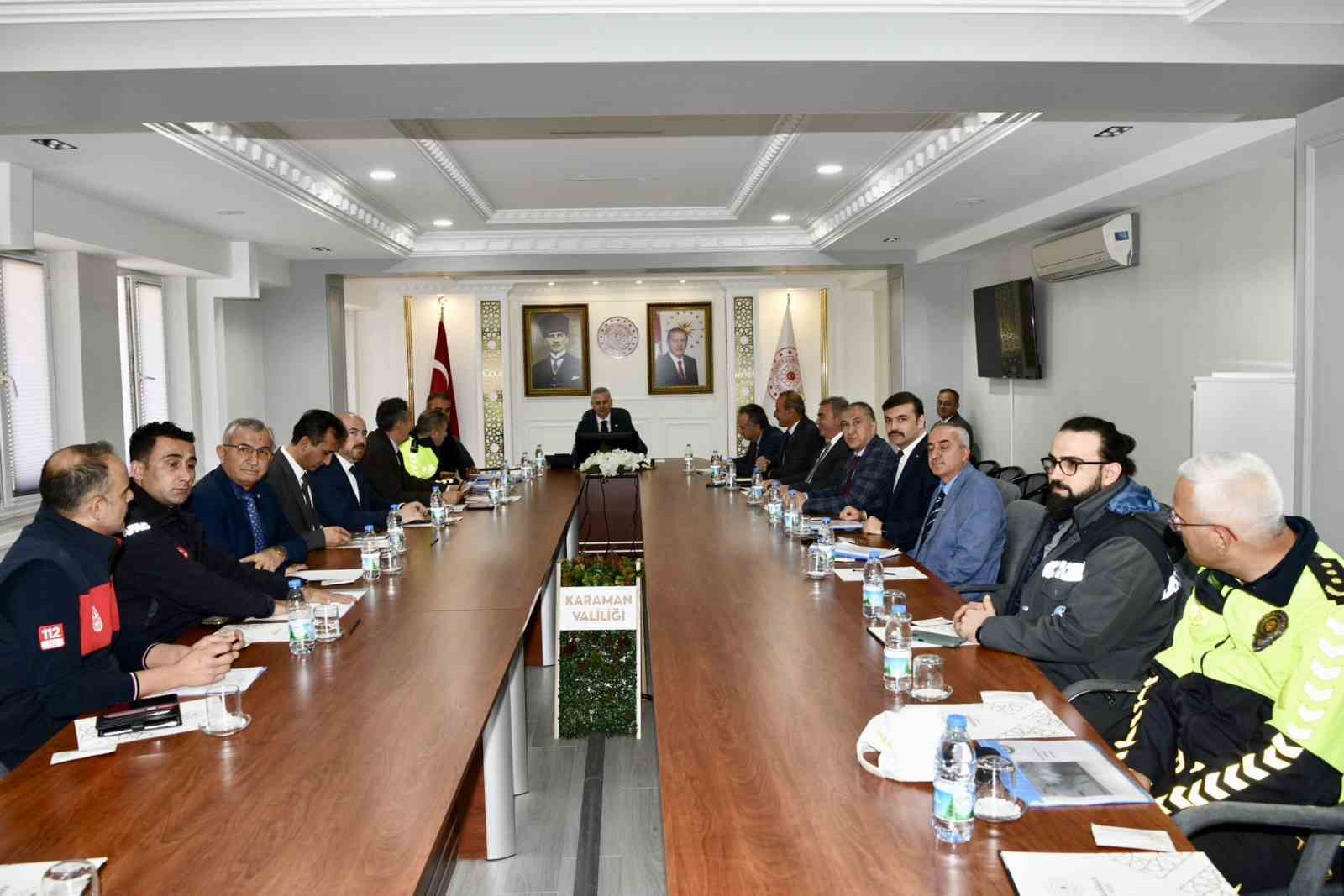 Karaman&rsquo;da kış mevsiminde alınacak tedbirler konuşuldu
