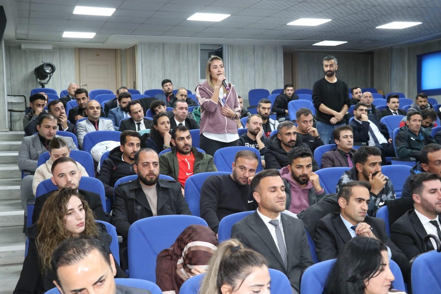 Vali &Ccedil;elik: &ldquo;Bizim &ccedil;ocuklarımız &ccedil;ok değerlidir&rdquo;

