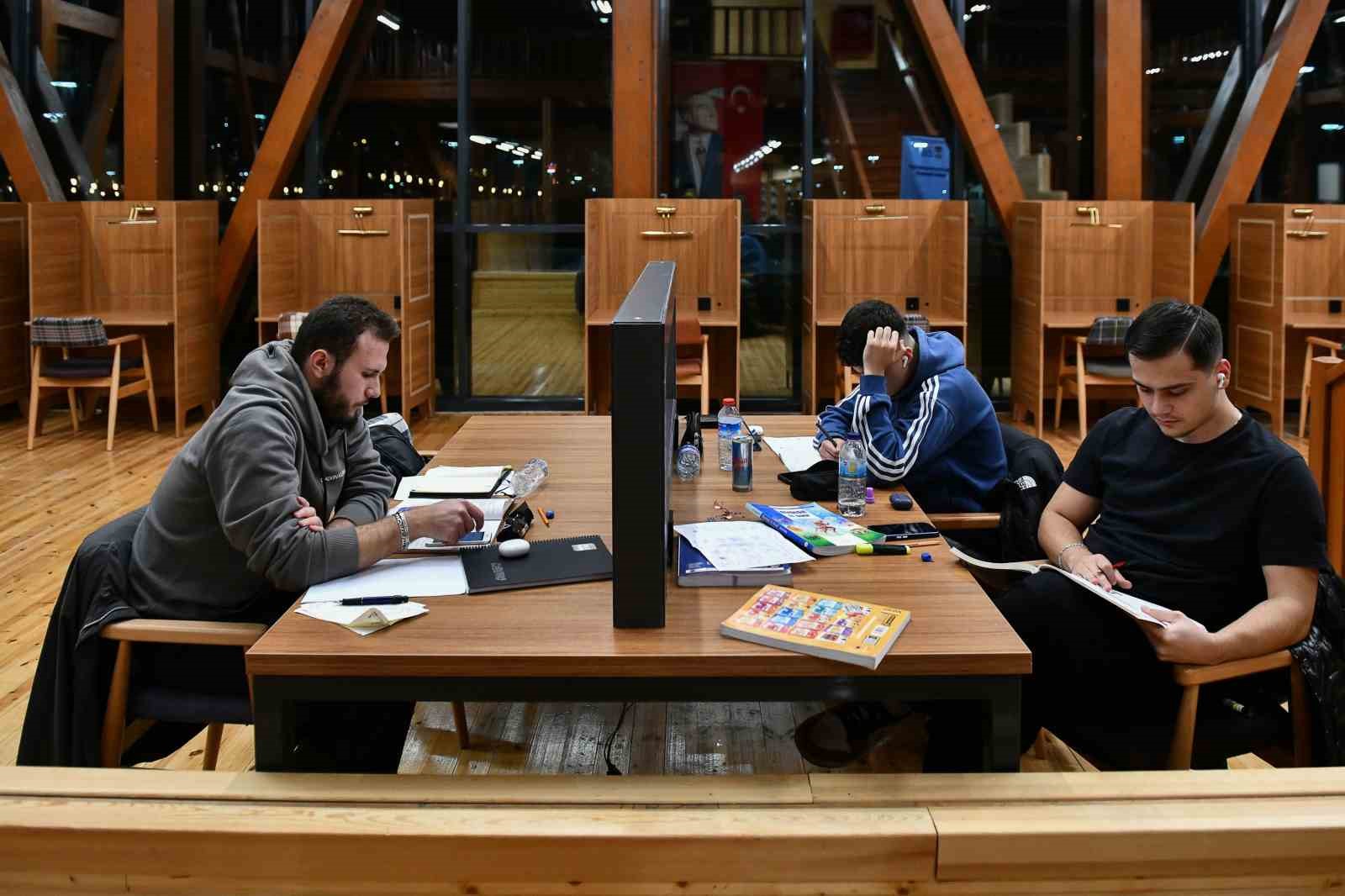 Ankara B&uuml;y&uuml;kşehir Belediyesi &ldquo;Batıkent Gen&ccedil; Akademi&rdquo;yi hizmete a&ccedil;tı
