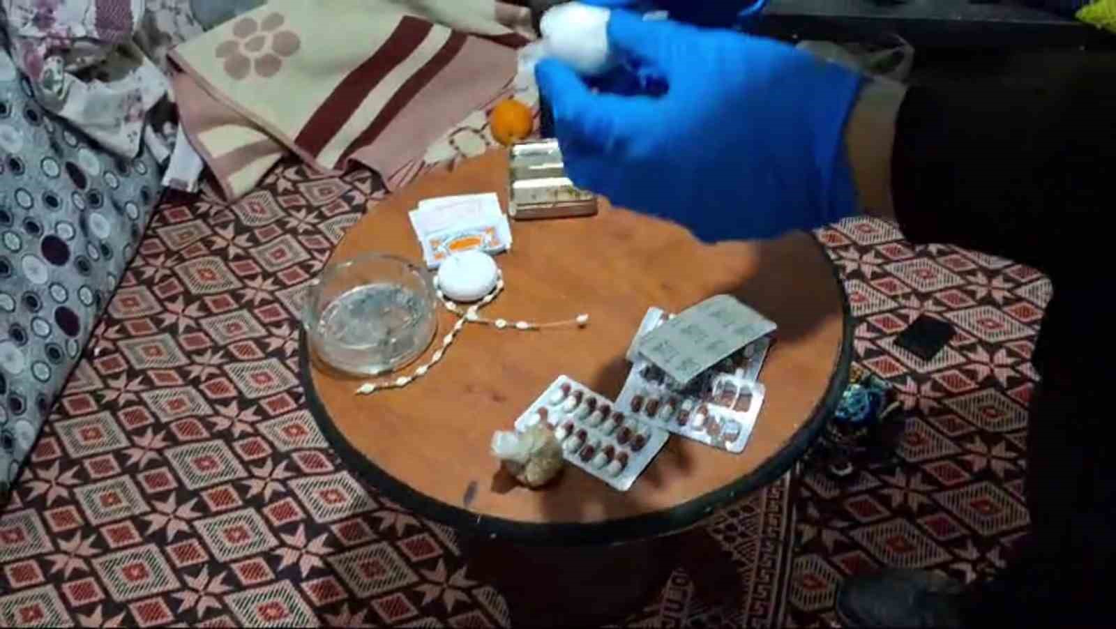 Adana&rsquo;da 70 kilo 600 gram uyuşturucu ele ge&ccedil;irilirken 67 torbacı tutuklandı
