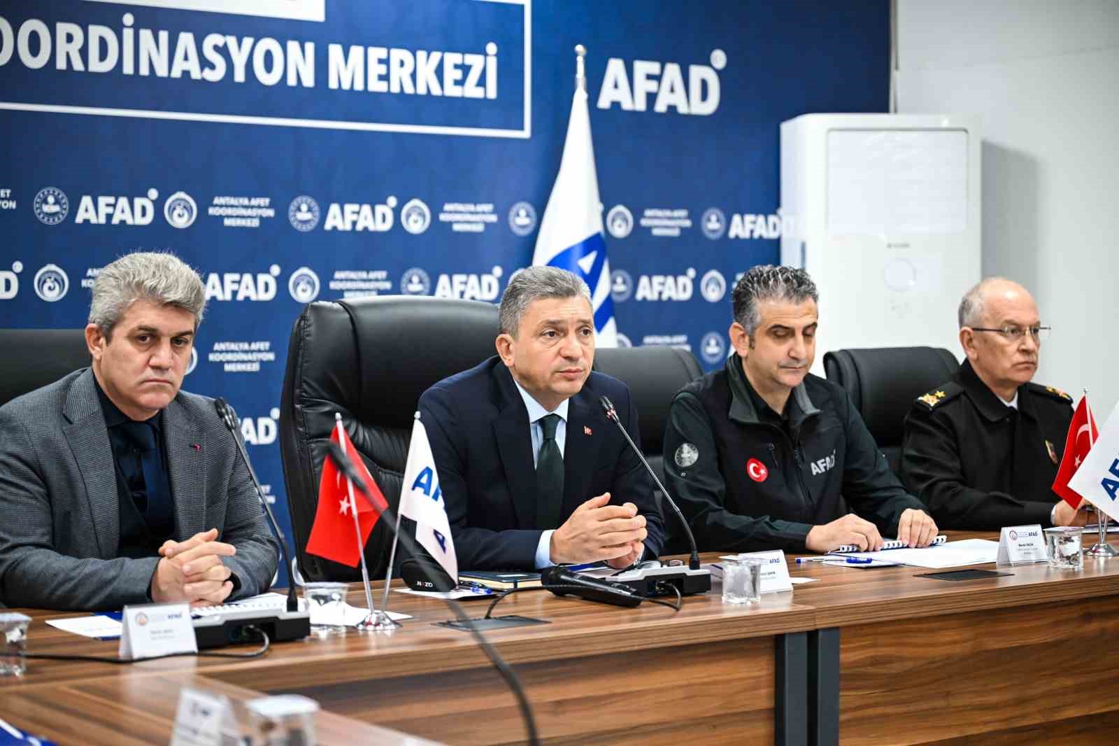 Antalya&rsquo;da İl Afet ve Acil Durum Koordinasyon Kurulu Toplantısı ger&ccedil;ekleştirildi
