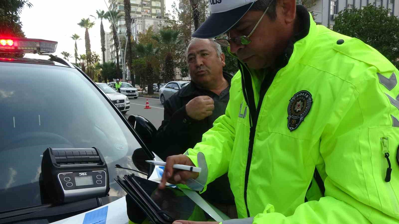 Yayalara yol vermediği için ceza yedi, "Yaya yolunda kimse yoktu" diye savunma yaptı