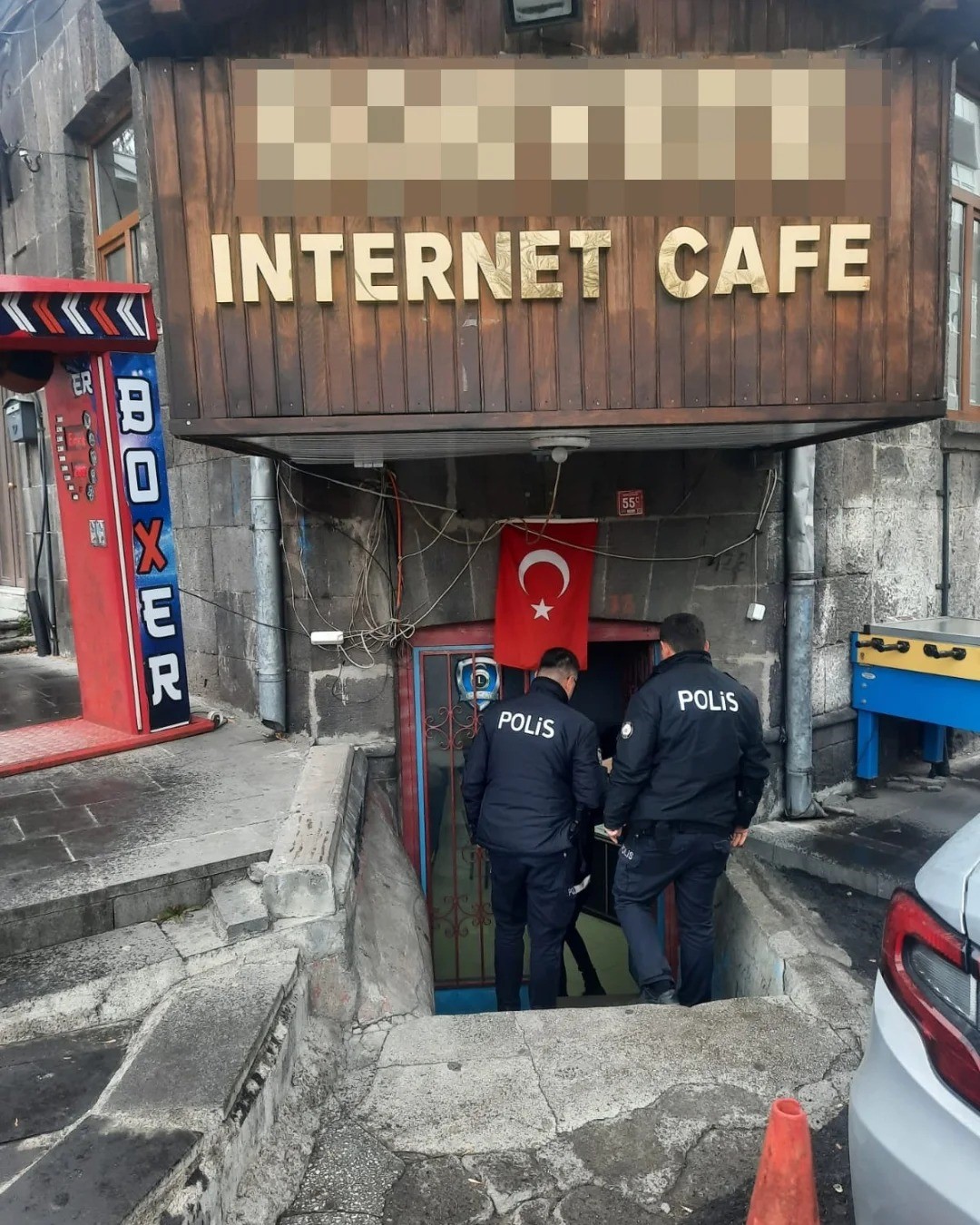 Kars’ta okullar bölgesinde polis denetimleri devam ediyor