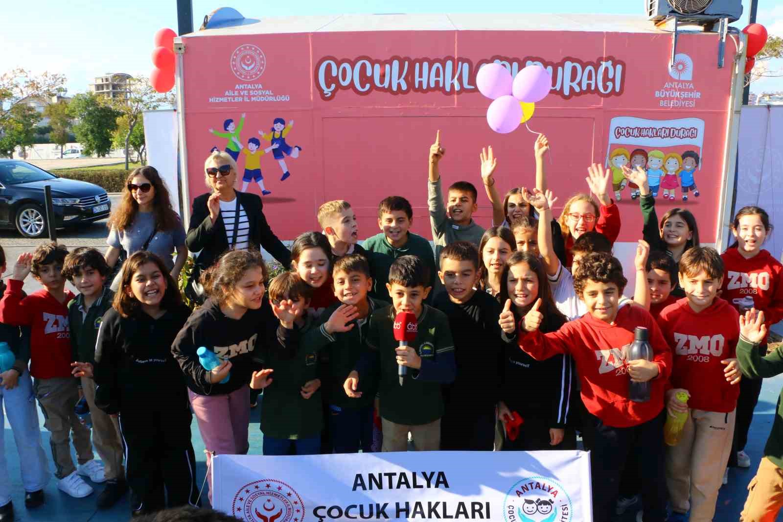 Antalya’nın ilk “Çocuk Hakları Durağı” açıldı