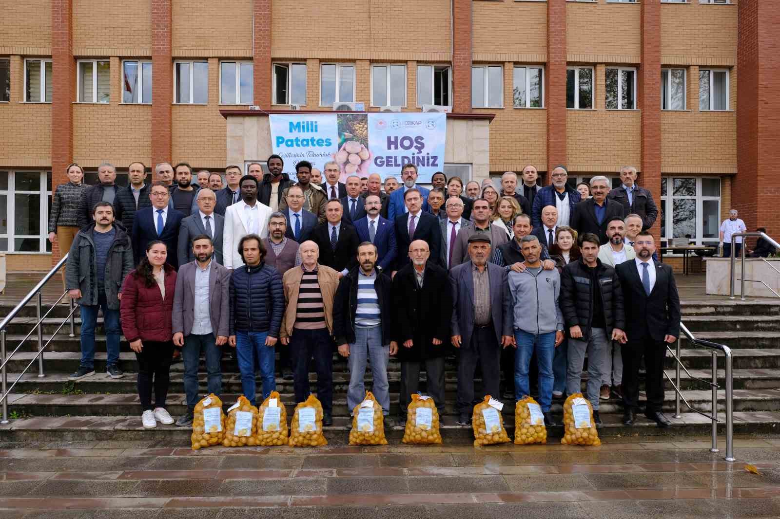 Tokat&rsquo;ta milli patates &ccedil;eşitleriyle yerel tarım g&uuml;&ccedil;leniyor
