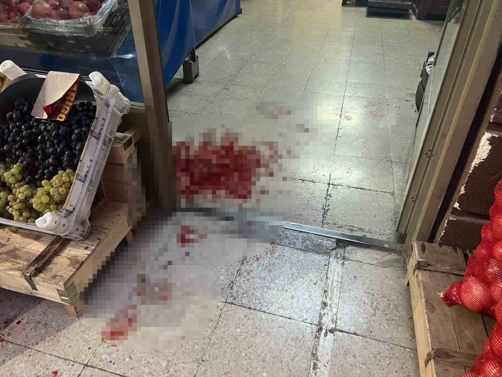 Oğlu tarafından bıçaklanan baba ağır yaralandı