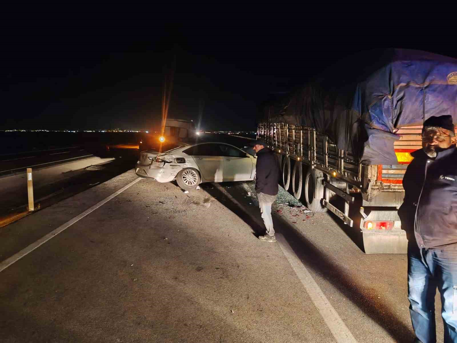 Konya’da 5 aracın karıştığı zincirleme trafik kazası: 3 yaralı
