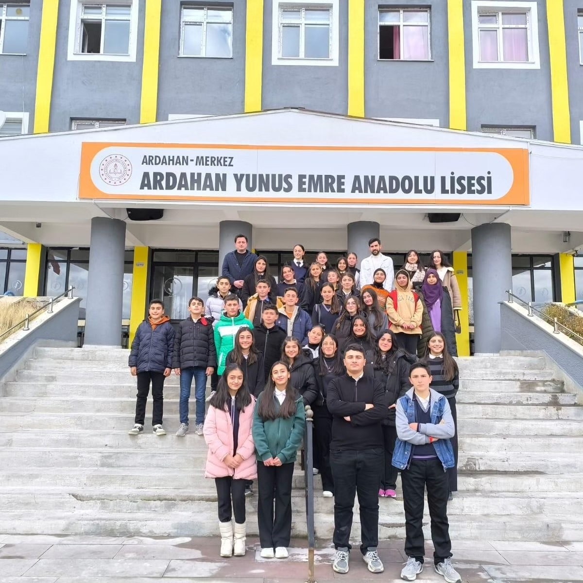 &Ccedil;ıldır sekizinci sınıf &ouml;ğrencilerinden Ardahan Liselerine ziyaret

