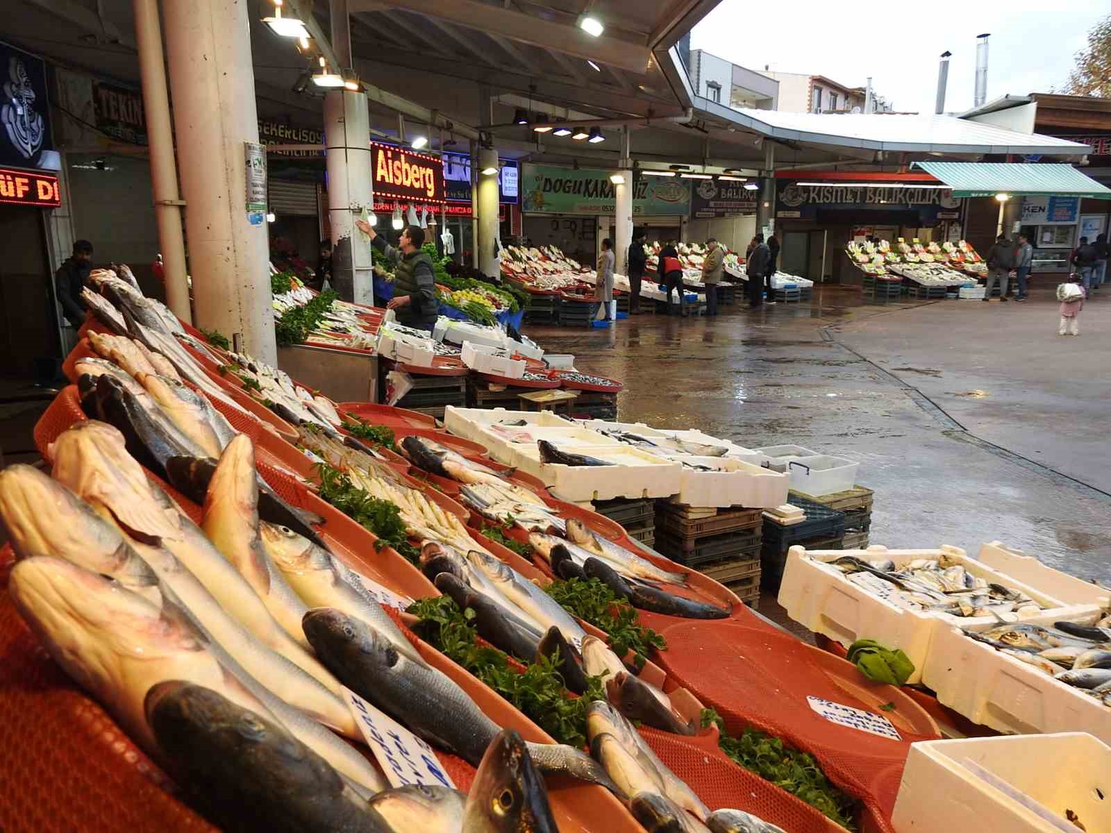 Kebap şehri Gaziantep’te vatandaşlar balığa yöneldi
