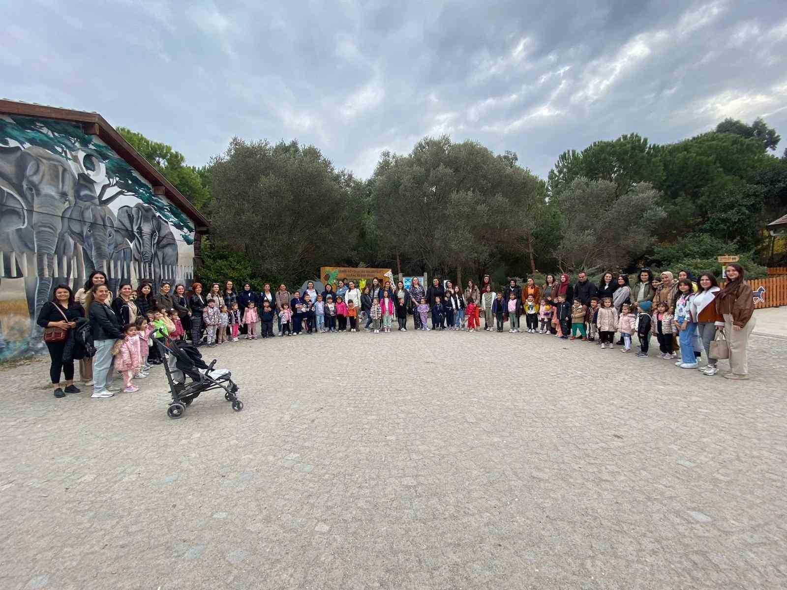 ÇKSM öğrencileri İzmir Doğal Yaşam Parkı’nı gezdi
