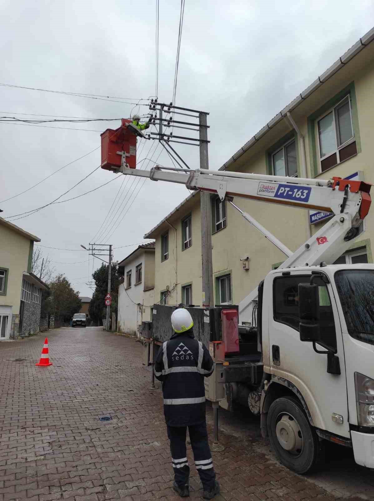 Olumsuz hava şartlarına karşı teyakkuzdalar
