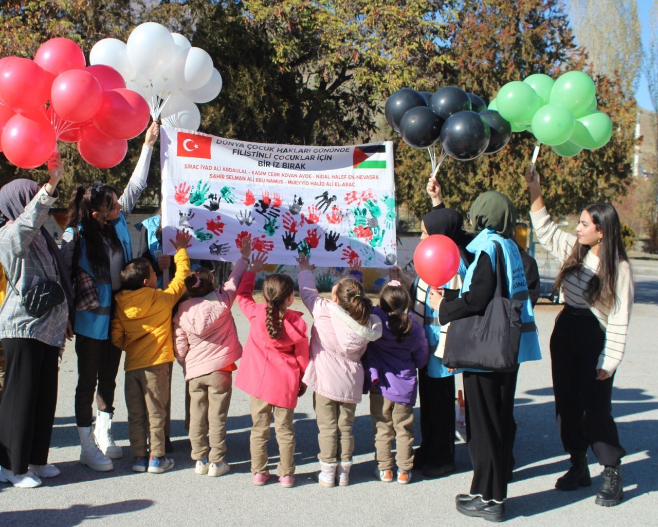&Uuml;niversite &ouml;ğrencilerinden anlamlı etkinlik
