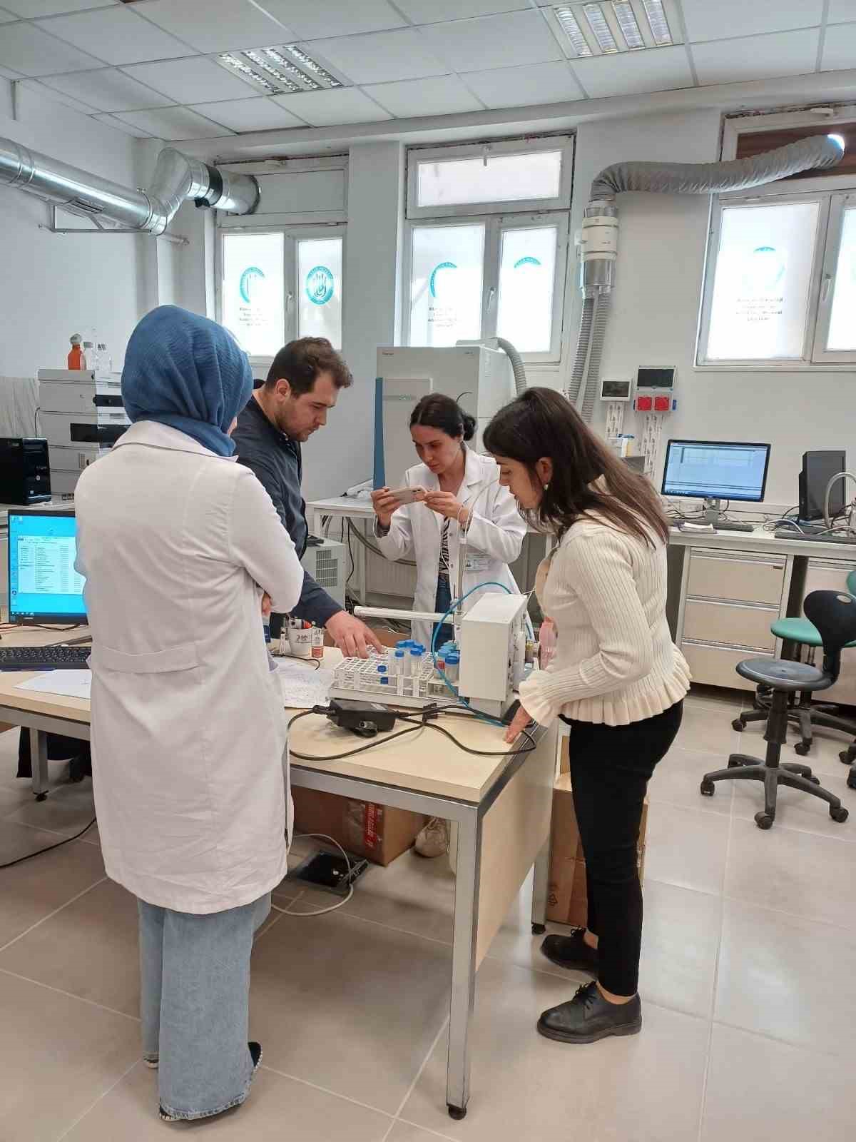 Bitlis Eren &Uuml;niversitesi&rsquo;nden bal analizi alanında uluslararası başarı
