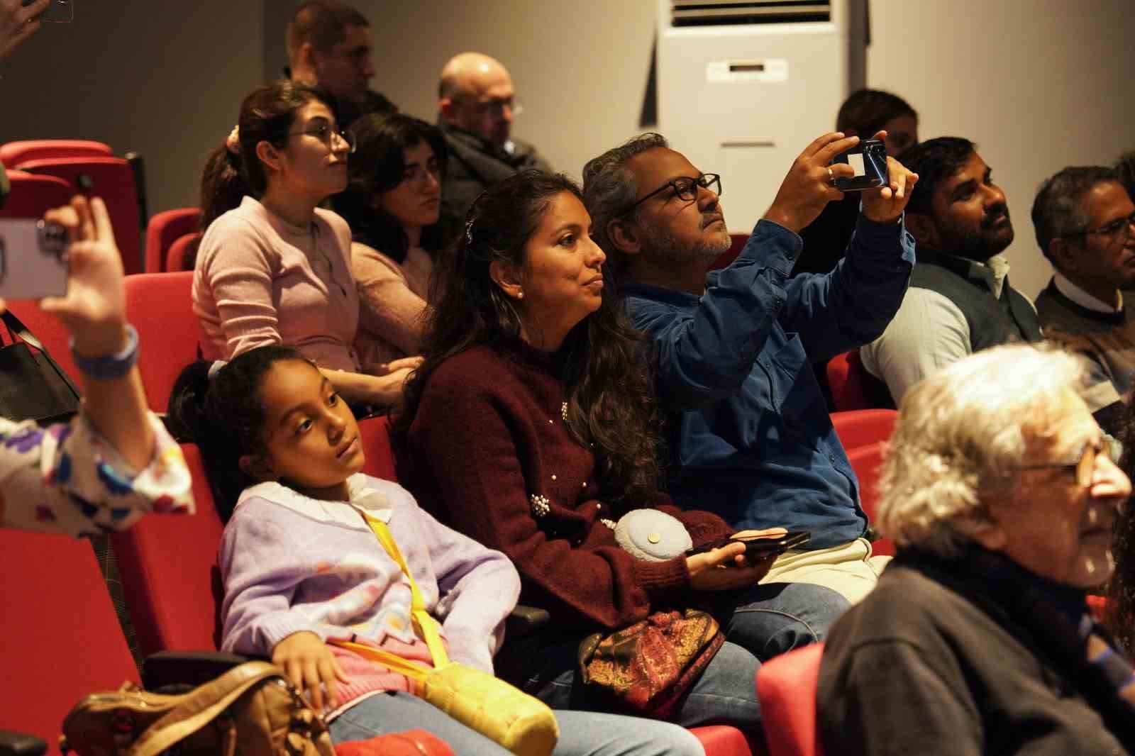 "Hint Filmleri Festivali" tarihi Beyoğlu Sineması’nda başladı
