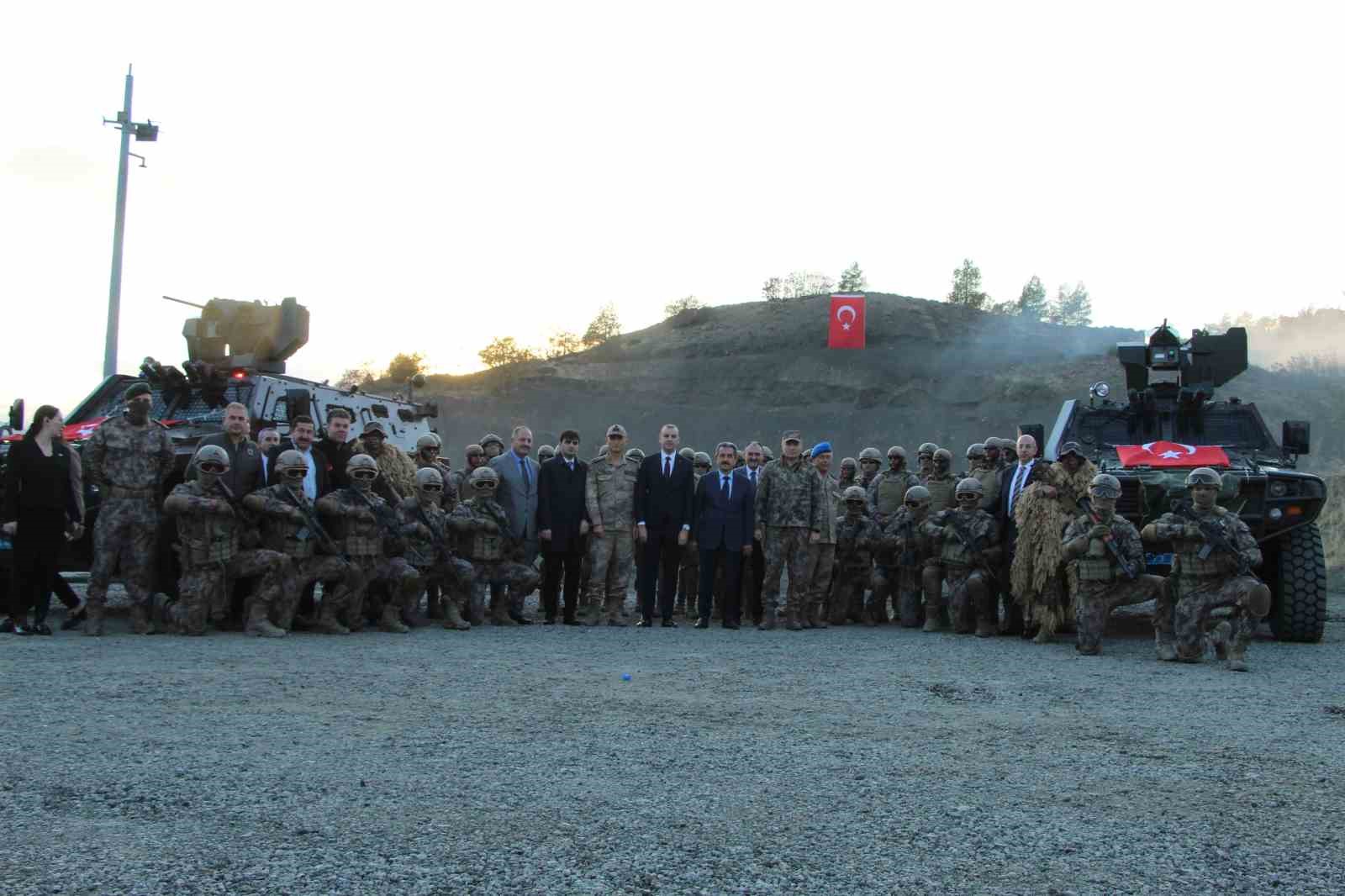 Şırnak’ta PÖH tatbikatında yerli ve milli silahlar kullanıldı
