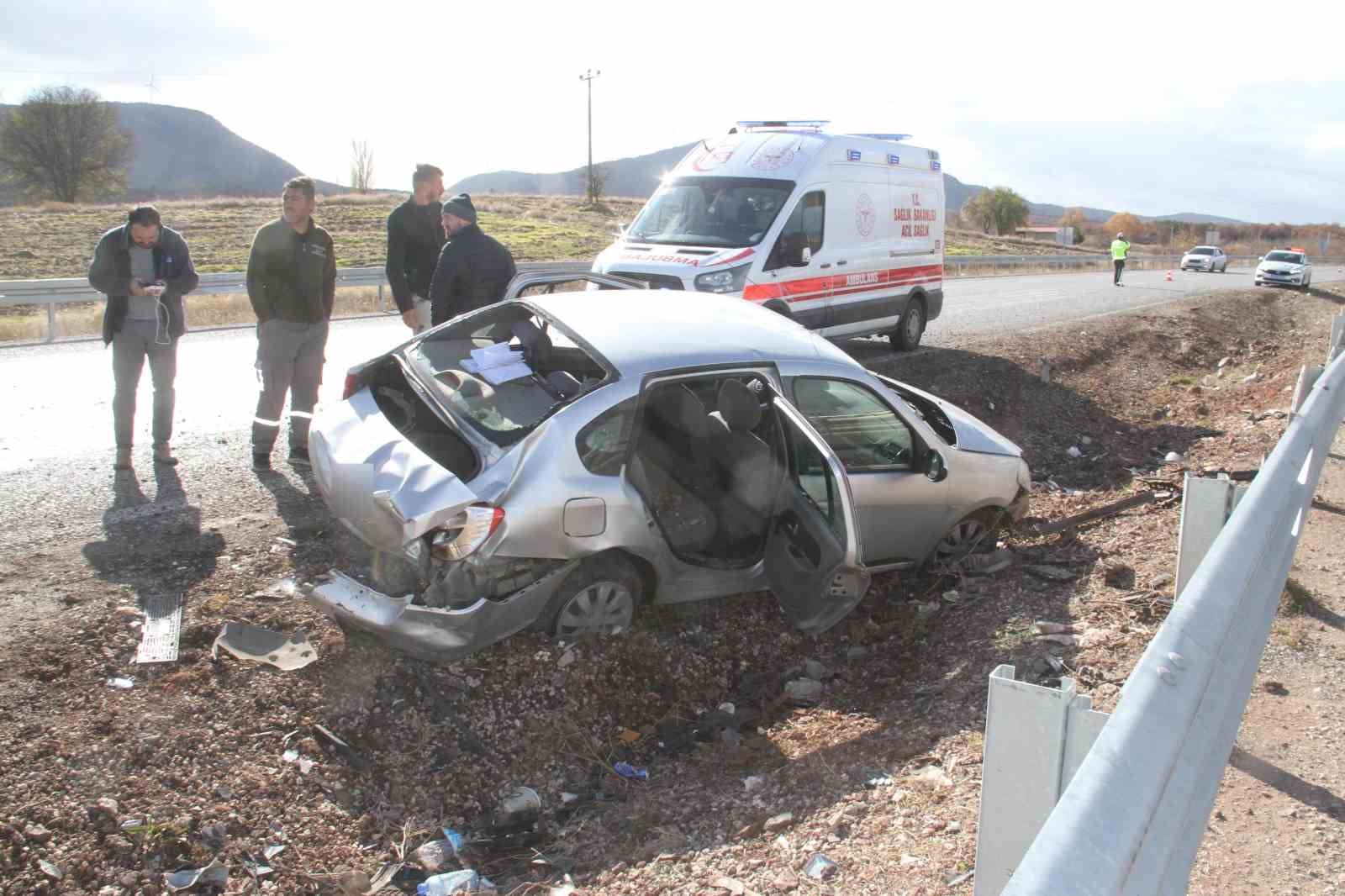 Konya’da otomobil devrildi: 4 yaralı
