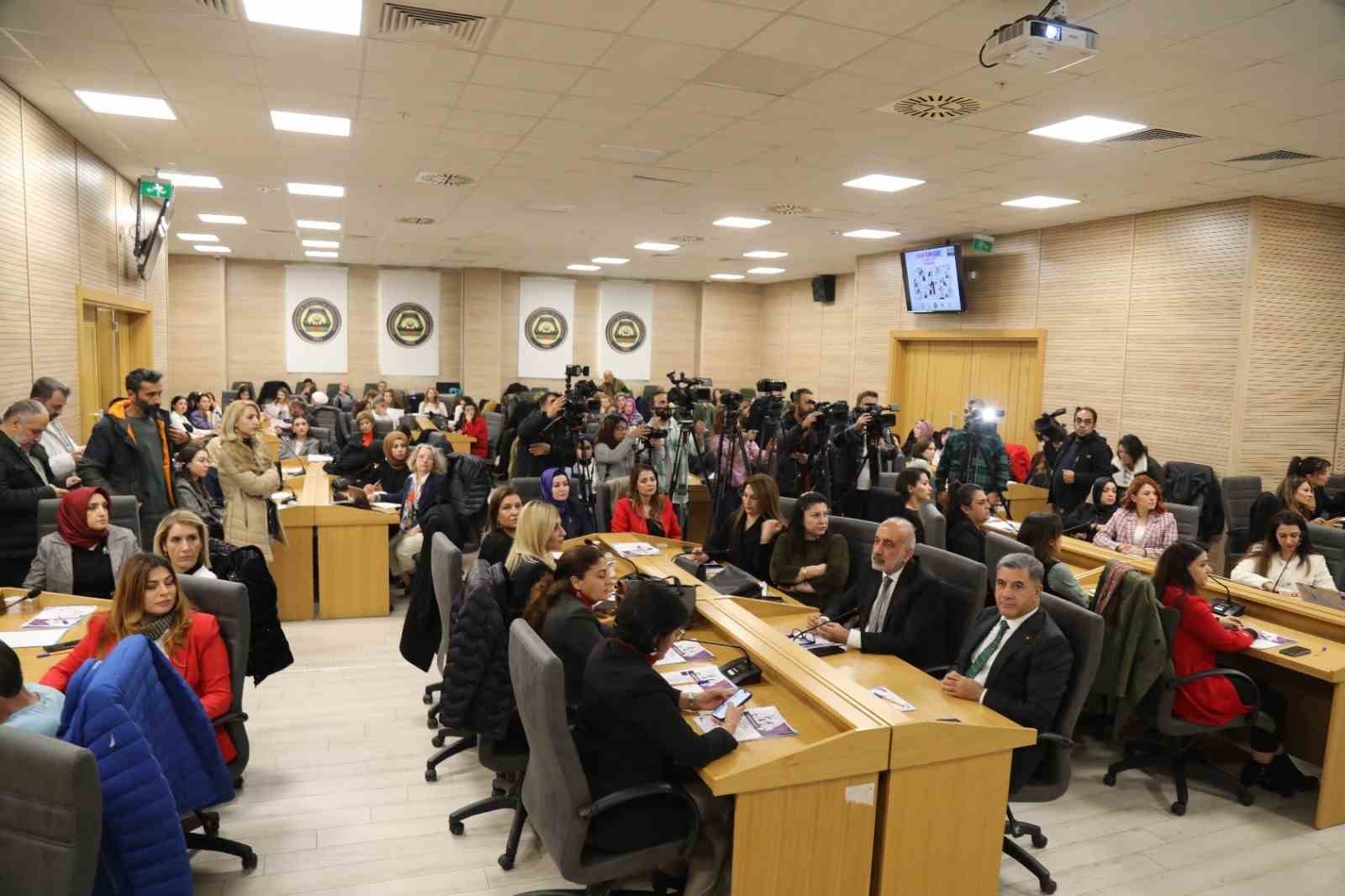 Diyarbakır&rsquo;da &ldquo;Ekonomide Kadın &Ccedil;alıştayı&rdquo;
