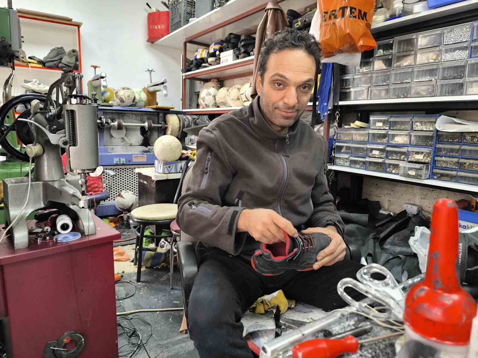 M&uuml;hendislikten ayakkabı tamirciliğine
