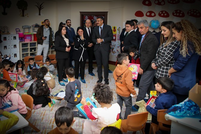 Hakkari’de ‘Şehit Bebek ve Çocuk Oyuncak Kütüphanesi’nin ikincisi açıldı
