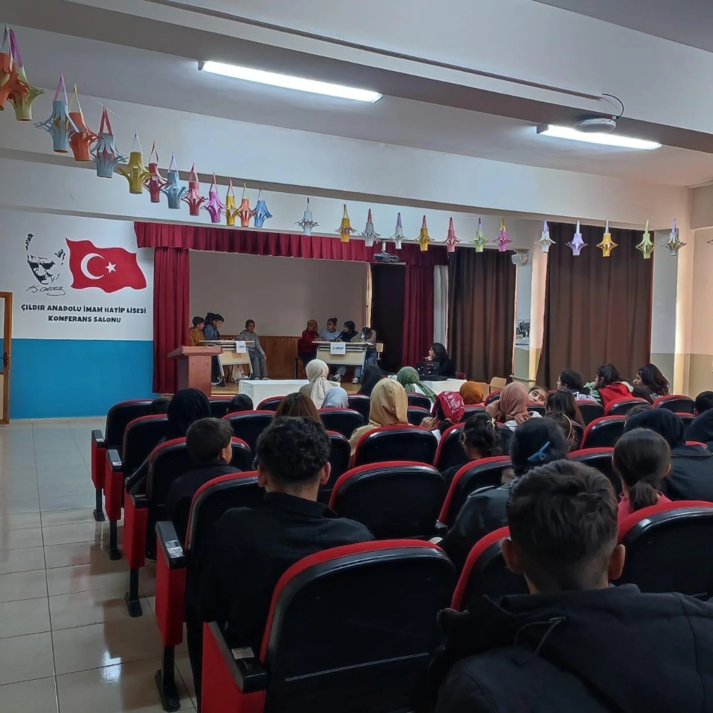 &Ccedil;ıldır da liseler ve ortaokullar arası m&uuml;nazara etkinliği yapıldı
